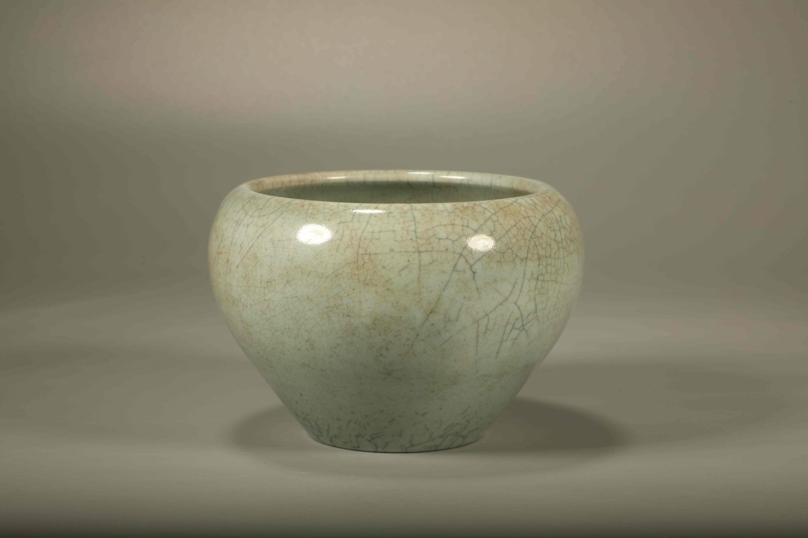 Guan Ware Porcelain Washer (1 of 6)