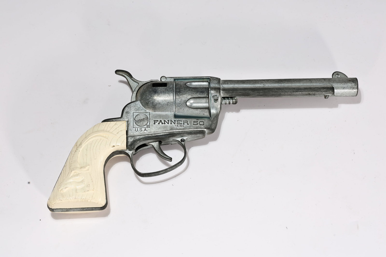 1960s Cowboy In Africa Mattel Fanner 50 Cap Gun Toy Antelope Crips: 1960s Cowboy In Africa Mattel Fanner 50 Cap Gun Toy Antelope Crips (25 x 13 x 3 cm)