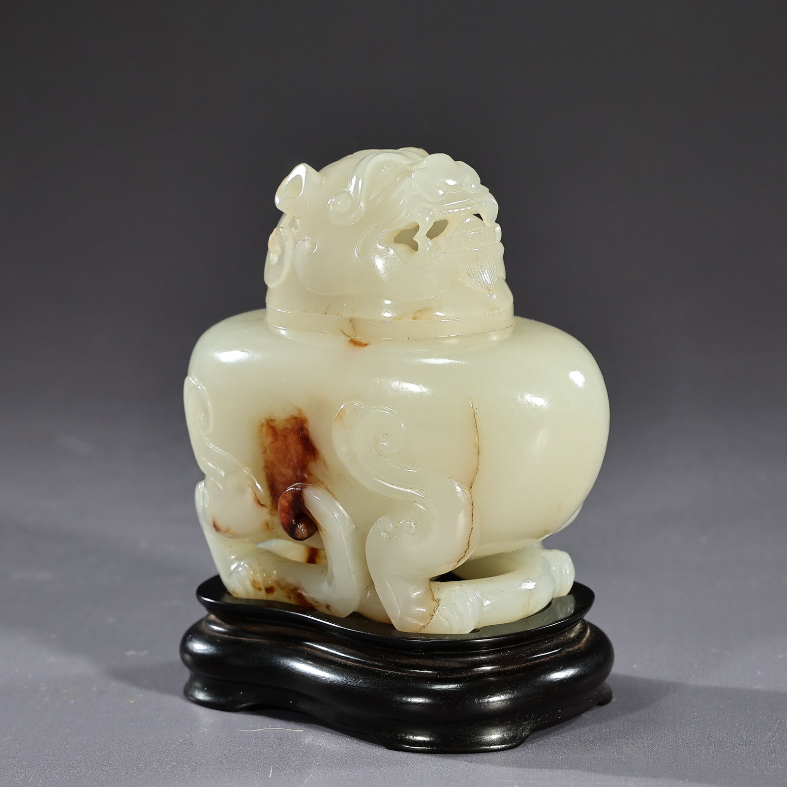 Chinese White Jade Carved Beast Head Incense Burner: Chinese White Jade Carved Beast Head Incense Burner (10 x 8 x 5 cm without stand)