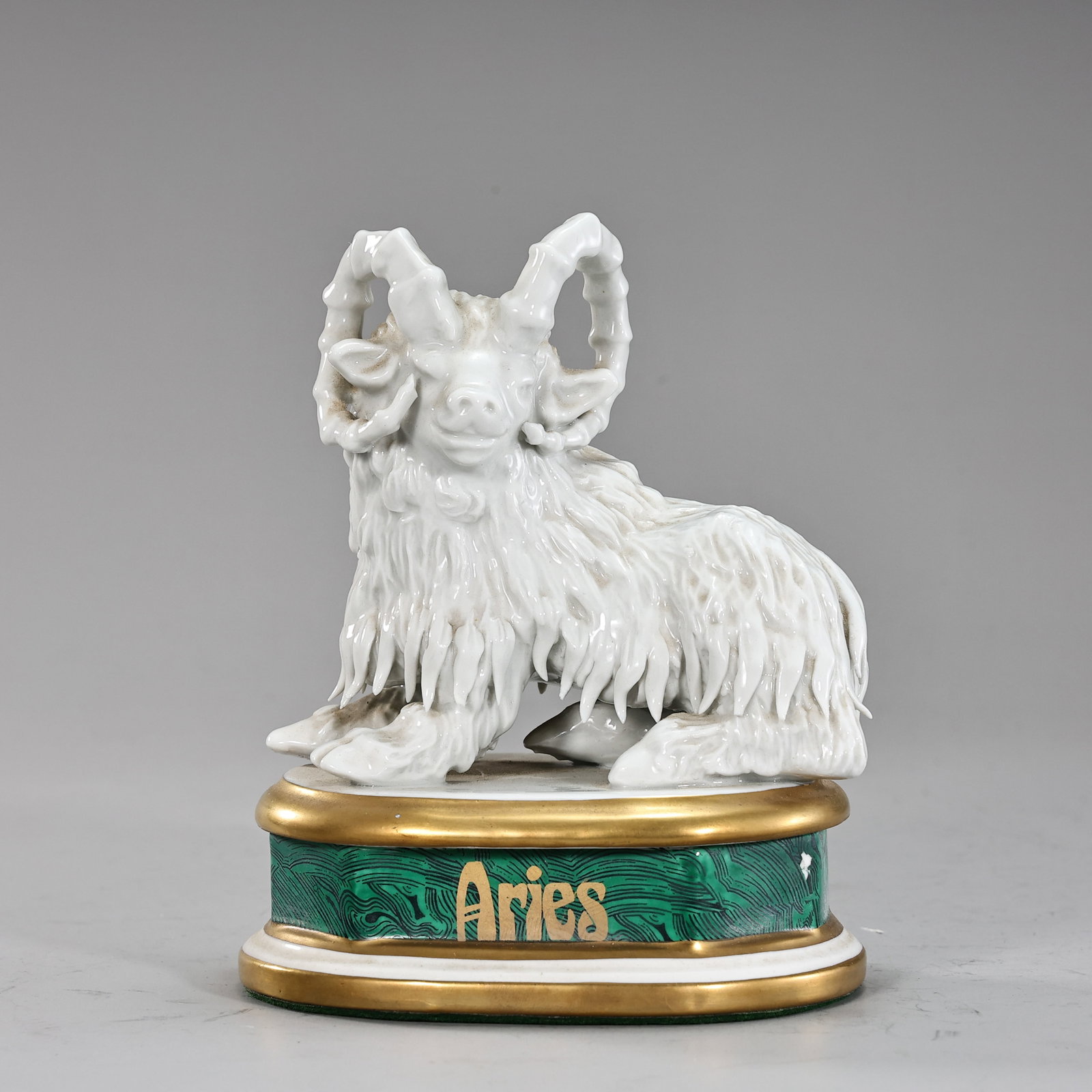 Italian Ceramic Ram By Mangami Aries Zodiac Figurine: Italian Ceramic Ram By Mangami Aries Zodiac Figurine (15 x 12 x 8 cm)