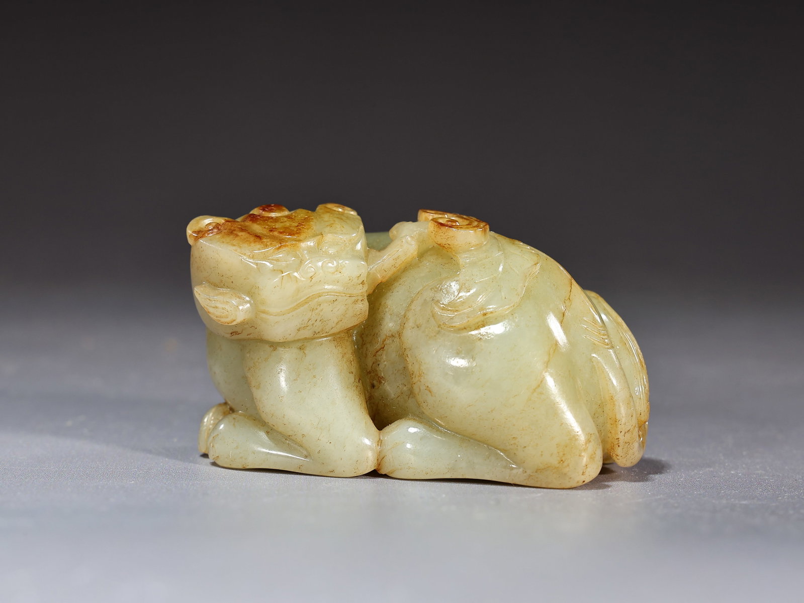 Chinese Jade Carved Beast Sitting - 5