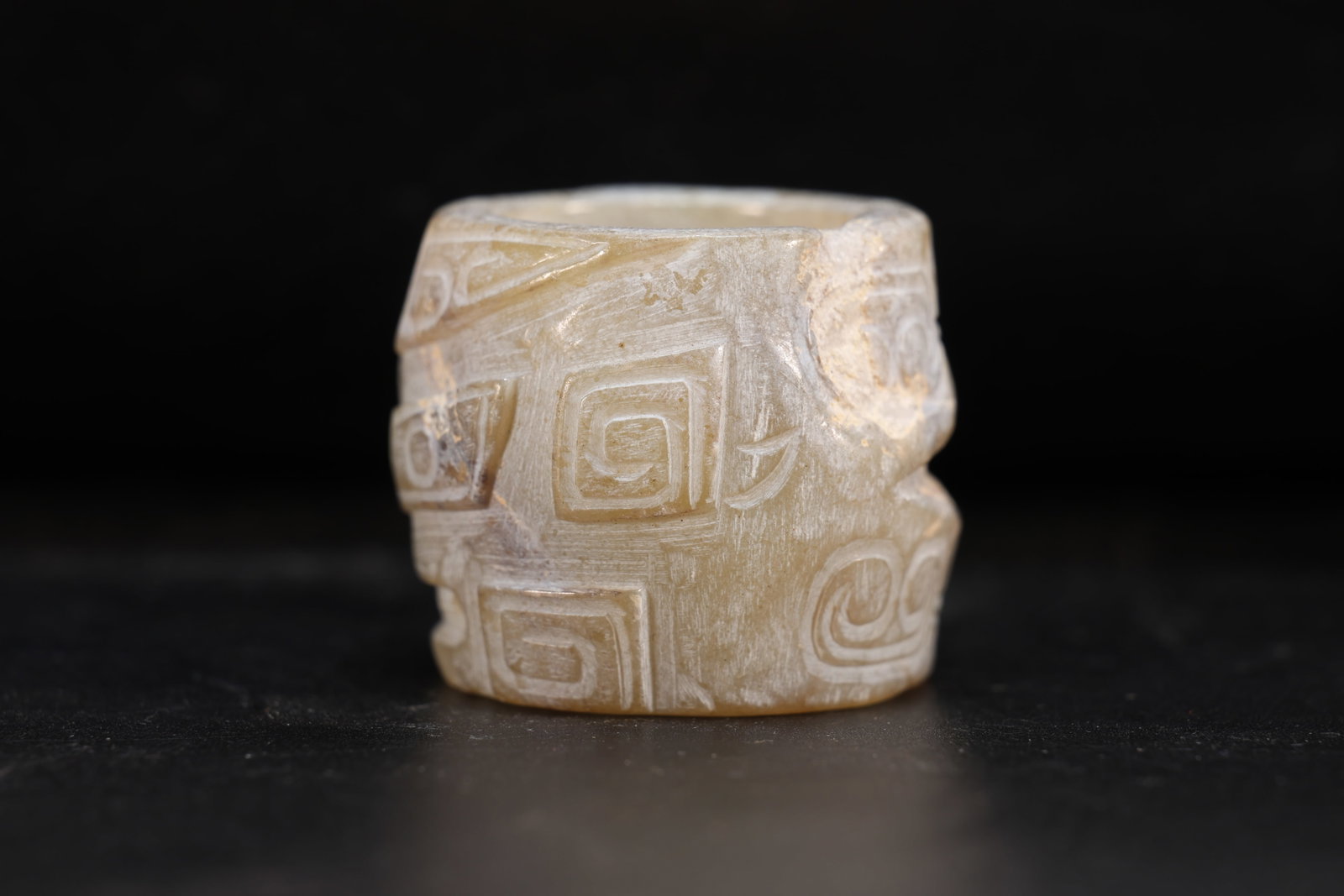 Jade Carved Beast Face Pattern Thumb Ring - 4