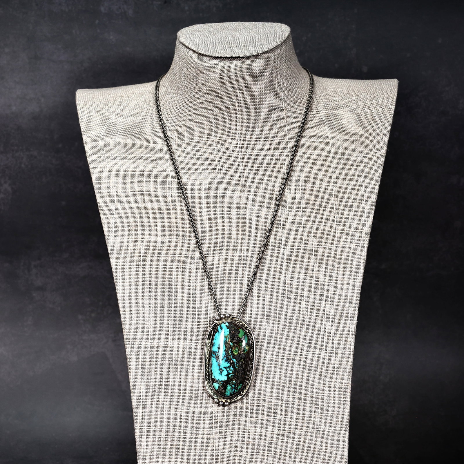 Navajo Large Turquoise Pendant Sterling Silver Necklace: Navajo Large Turquoise Pendant Sterling Silver Necklace (Pendant: 6 x 3.5 x 1 cm, Chain total: 77 cm. Weight: 50 grams)