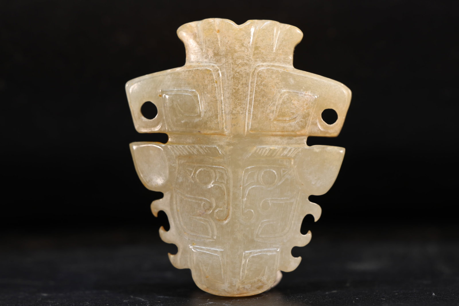Jade Carved Beast Face Pattern Bi: Jade Carved Beast Face Pattern Bi (5.5 x 4.3 x 0.7cm)