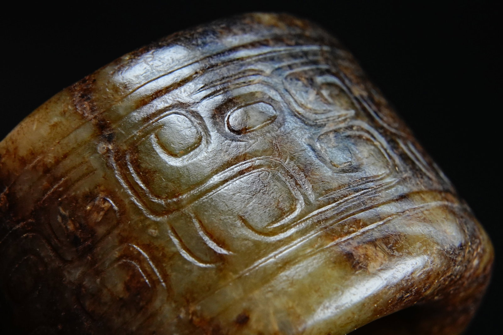 Jade Carved Dragon Pattern Thumb Ring - 4