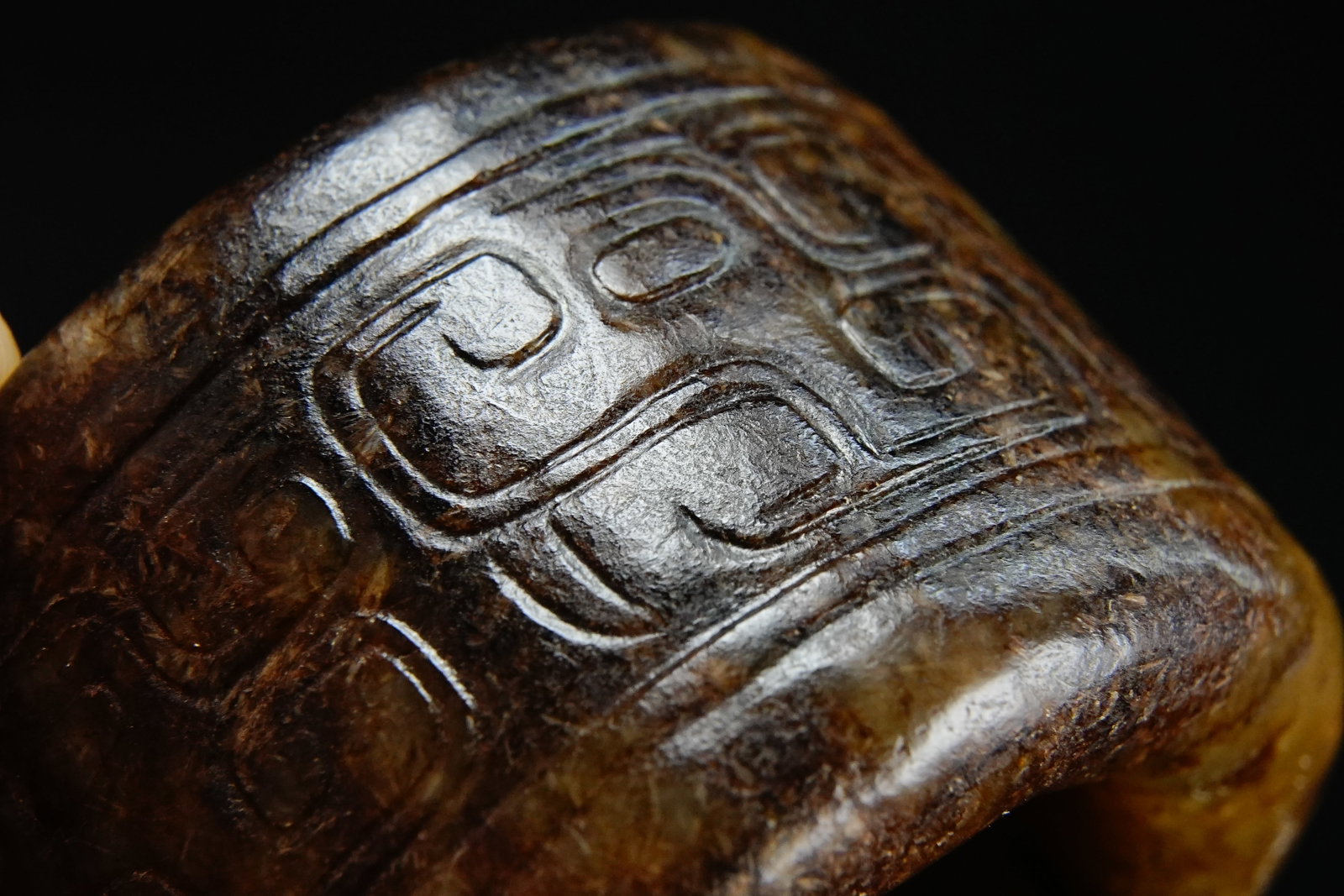 Jade Carved Dragon Pattern Thumb Ring - 5