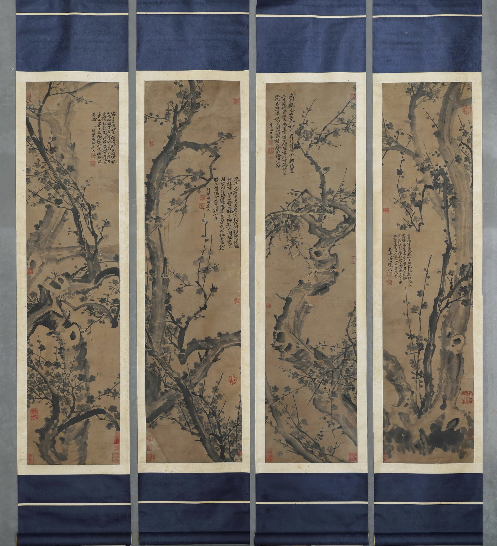 Group of Four Chinese Drawing Plum Flower Painting,Shi Tao Mark: Group of Four Chinese Drawing Plum Flower Painting,Shi Tao Mark ?136 x 34cm?