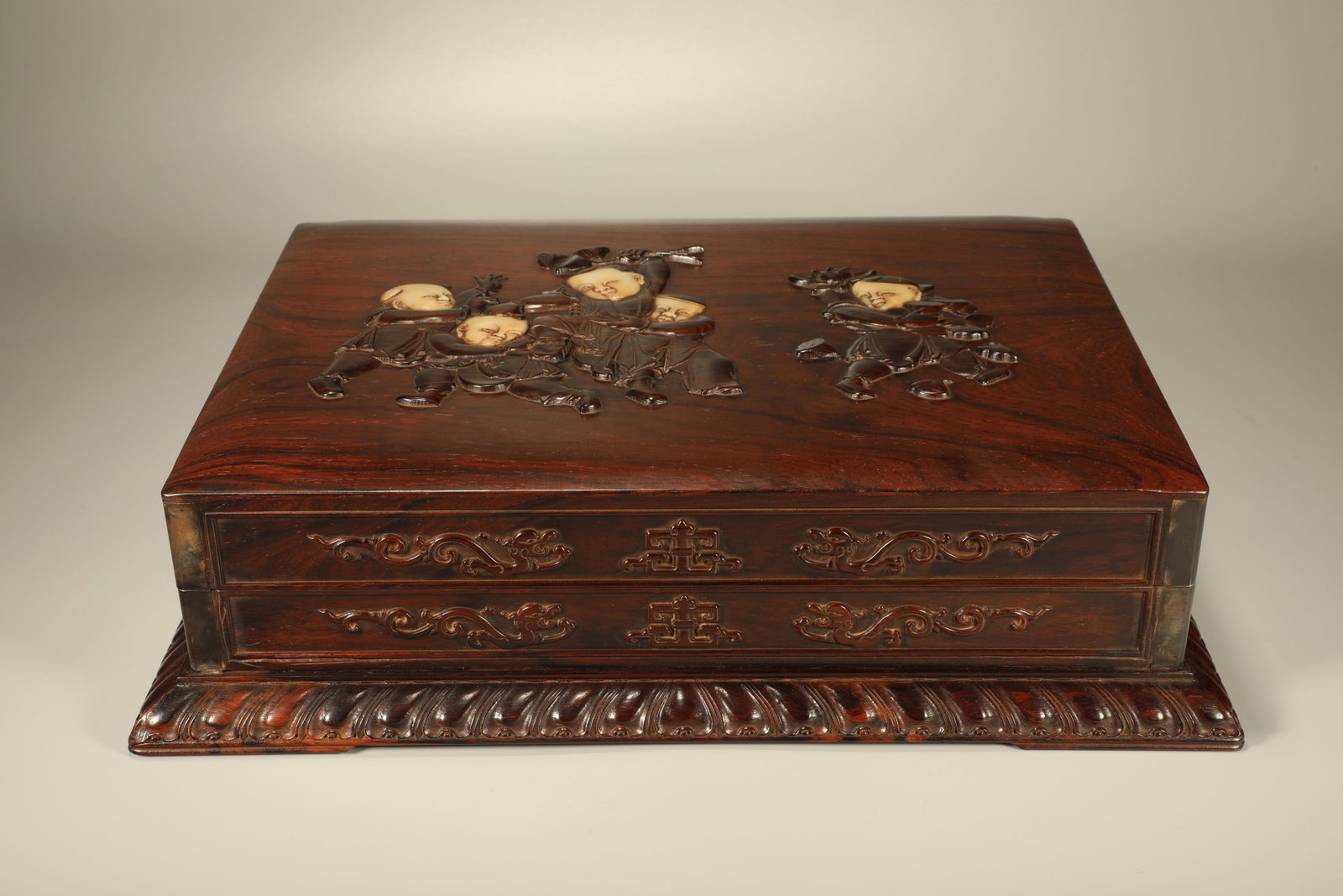 Huanghuali Wood Inlaid Red Sandalwood Carved Playing Children and Dragon Pattern Lid Box (1 of 6)