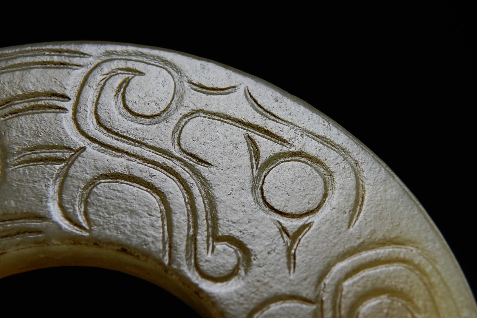 Jade Carved Dragon Pattern Ring - 3
