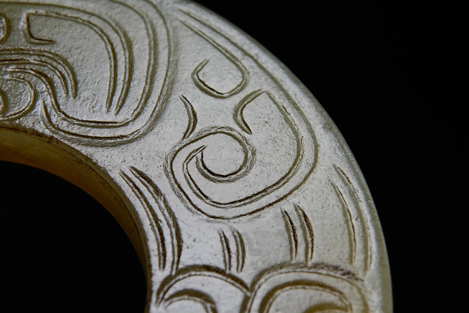 Jade Carved Dragon Pattern Ring - 5