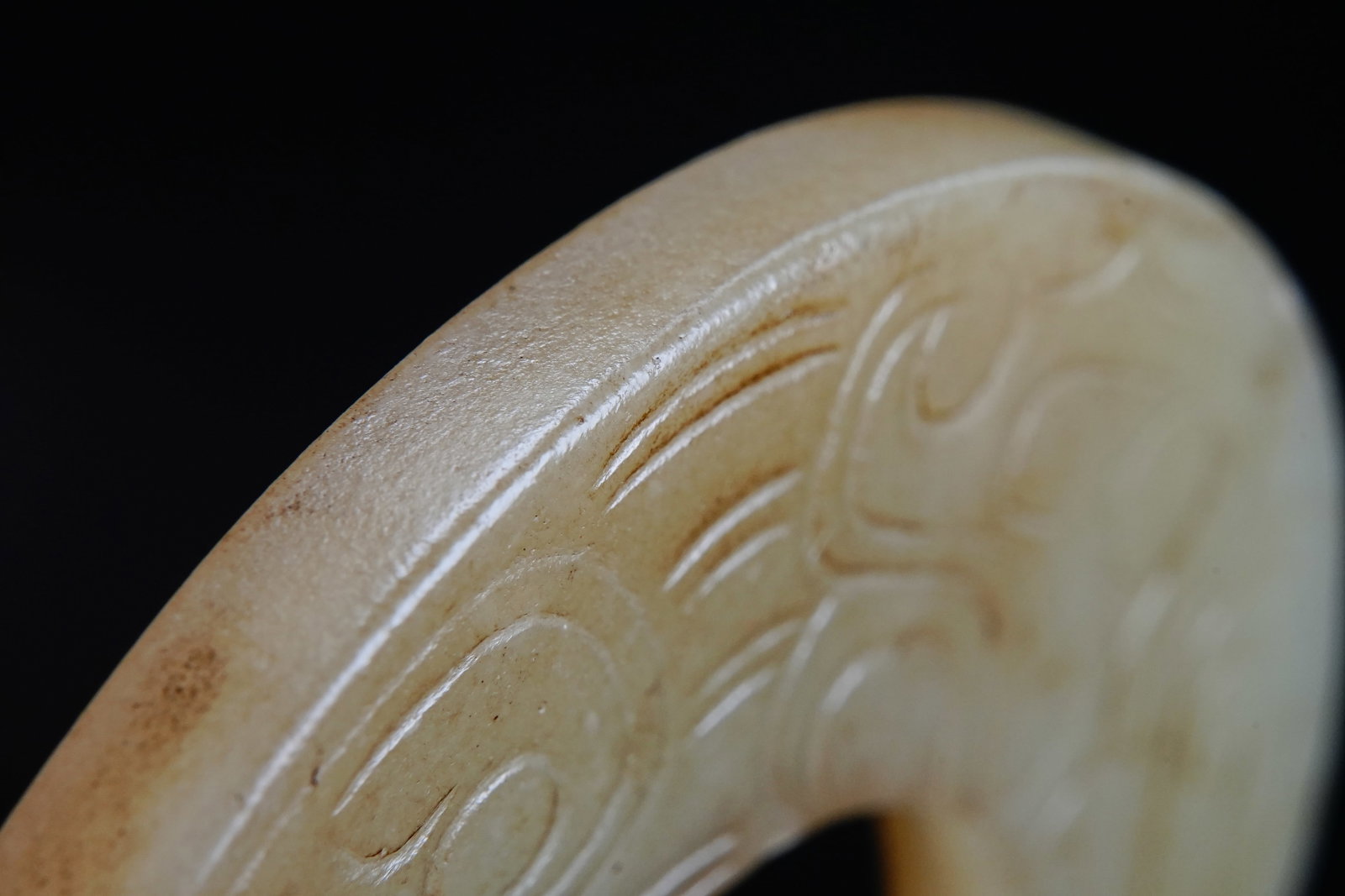 Jade Carved Dragon Pattern Ring - 8