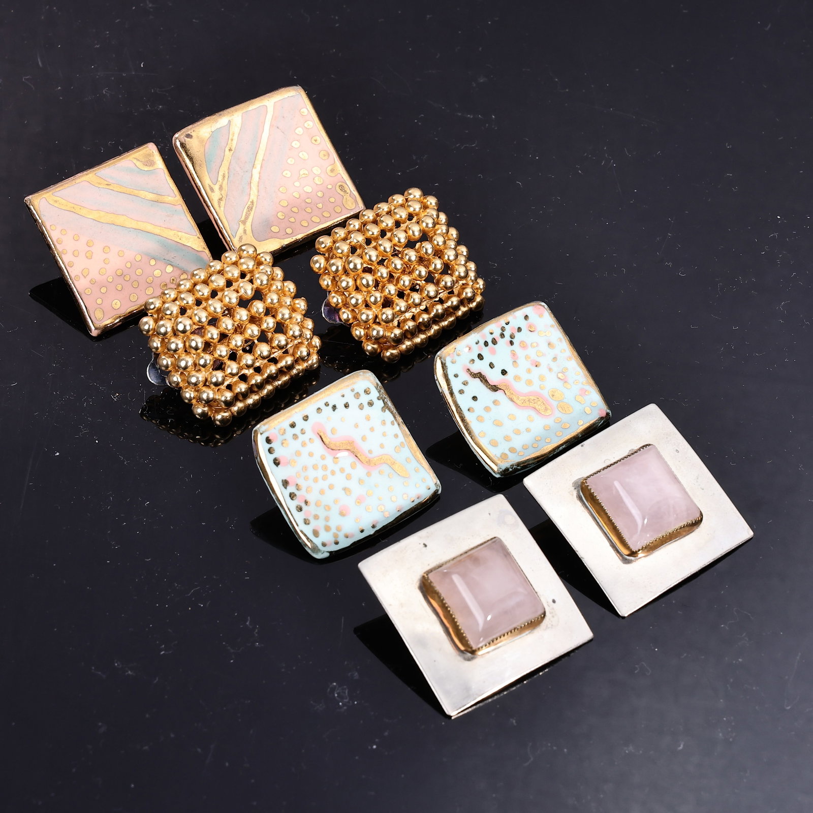 Collection Of Assorted Earrings Featuring Detailing Porcelain, Rose Quartz: Collection Of Assorted Earrings Featuring Detailing Porcelain, Rose Quartz (About 3 x 3 x 0.2 cm more or less)
