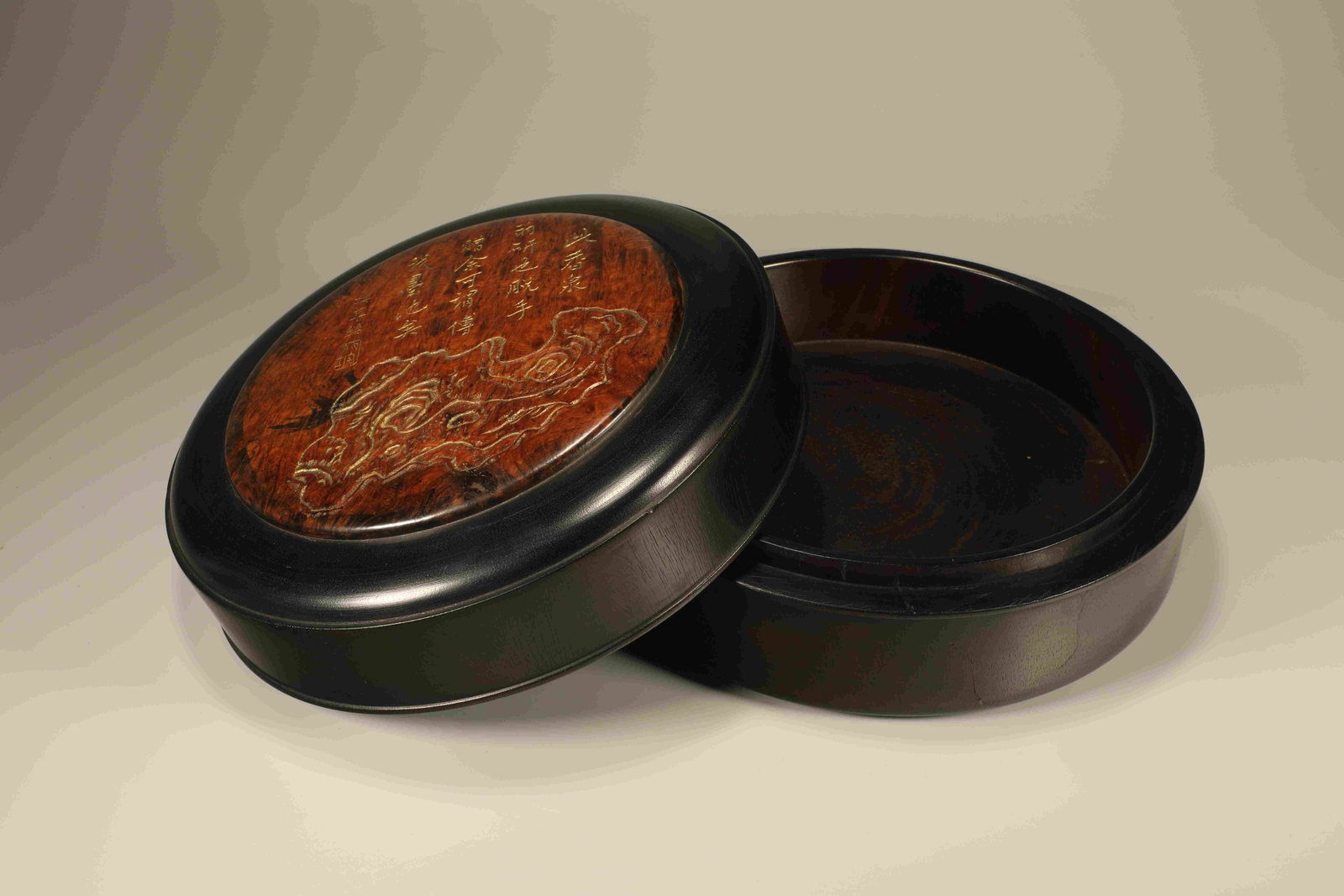 Red Sandalwood Inlaid Cherry Wood Gold Drawing Carved Stone and Poetry Pattern Lid Box (1 of 8)