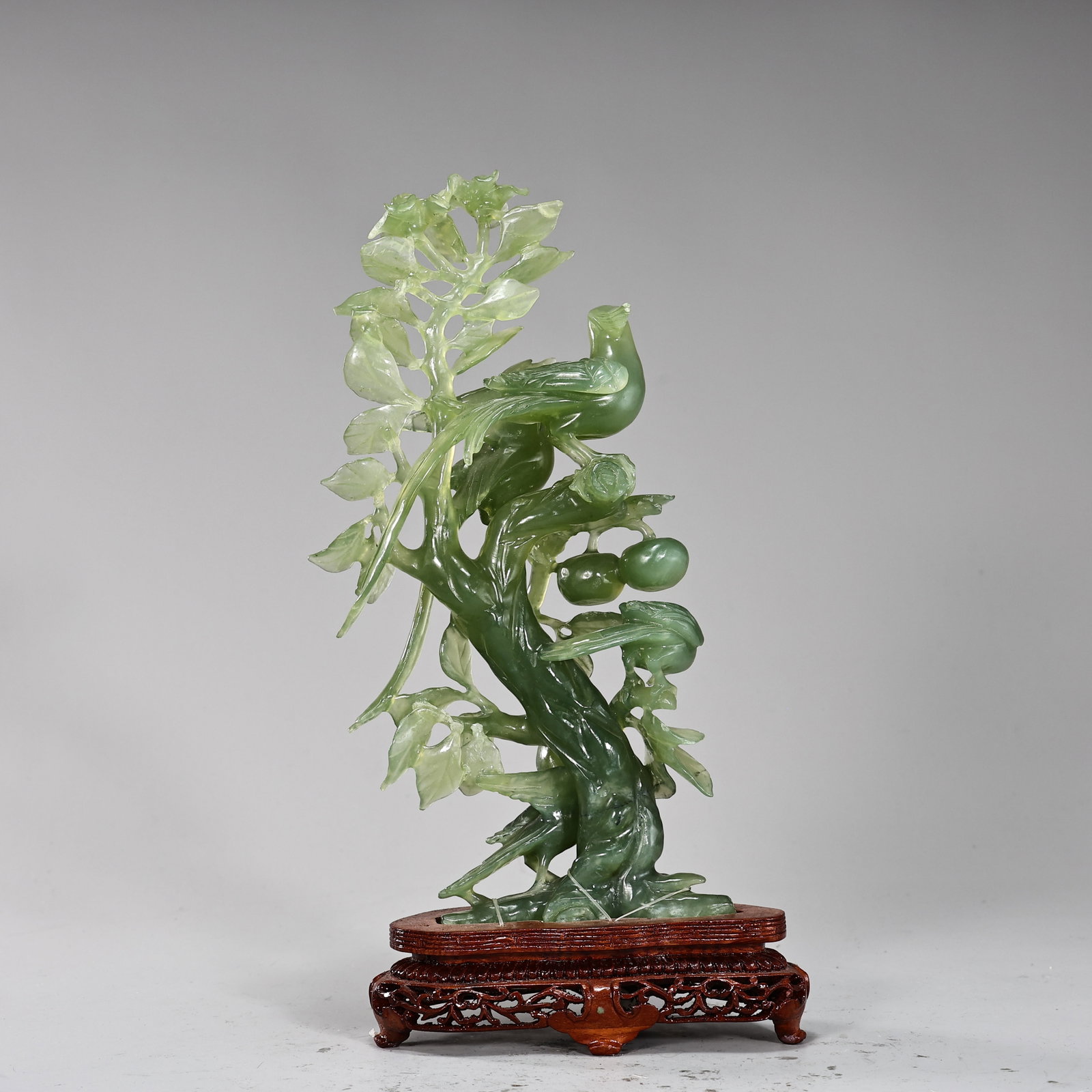 Chinese Spinach Jade Garved Phoenix Flower On Stand: Chinese Spinach Jade Garved Phoenix Flower On Stand (30 x 15 x 8 cm)