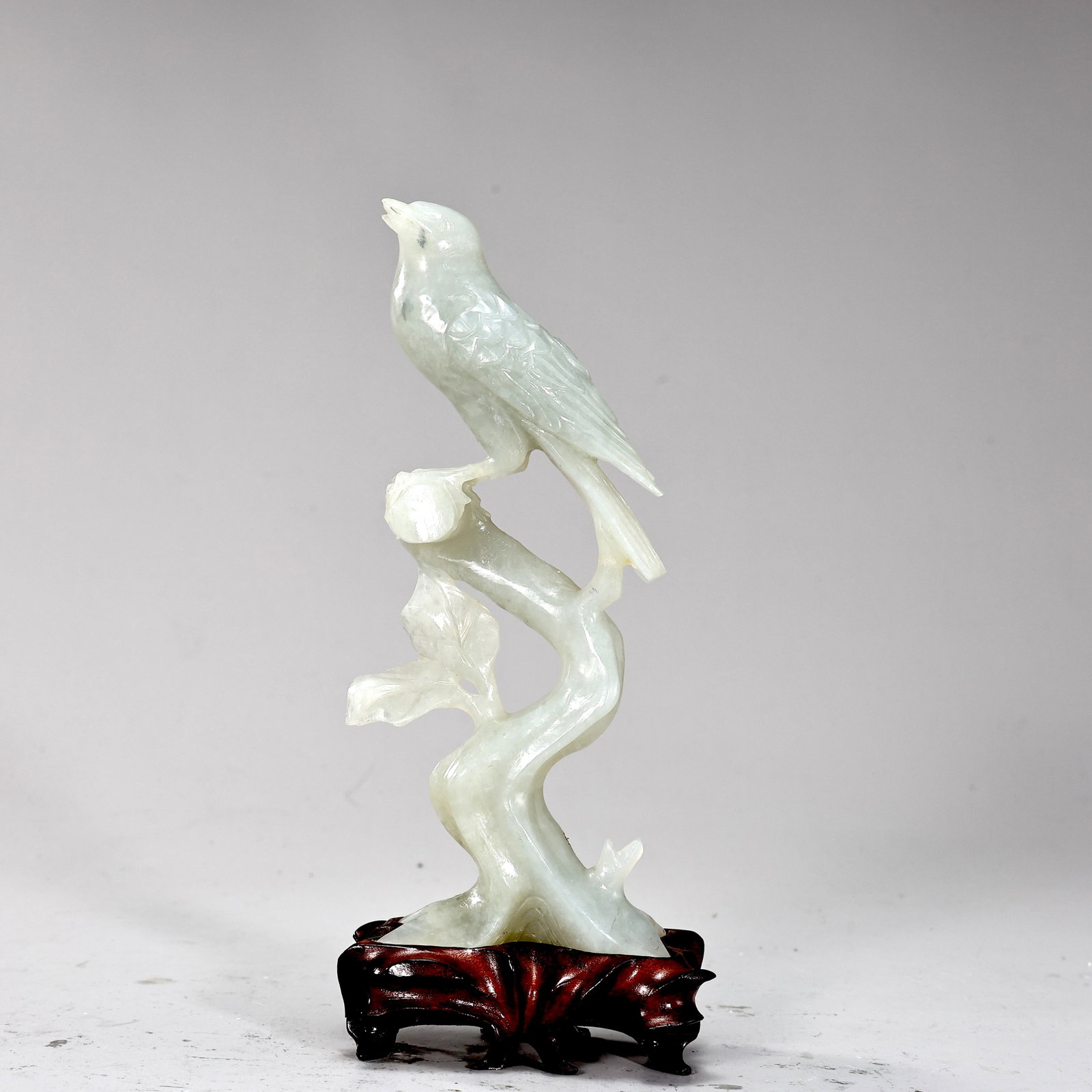 Carved Jade Stone Bird Perched on Branch Figurine with Stand: Carved Jade Stone Bird Perched on Branch Figurine with Stand (19 x 8 x 5 cm with stand)