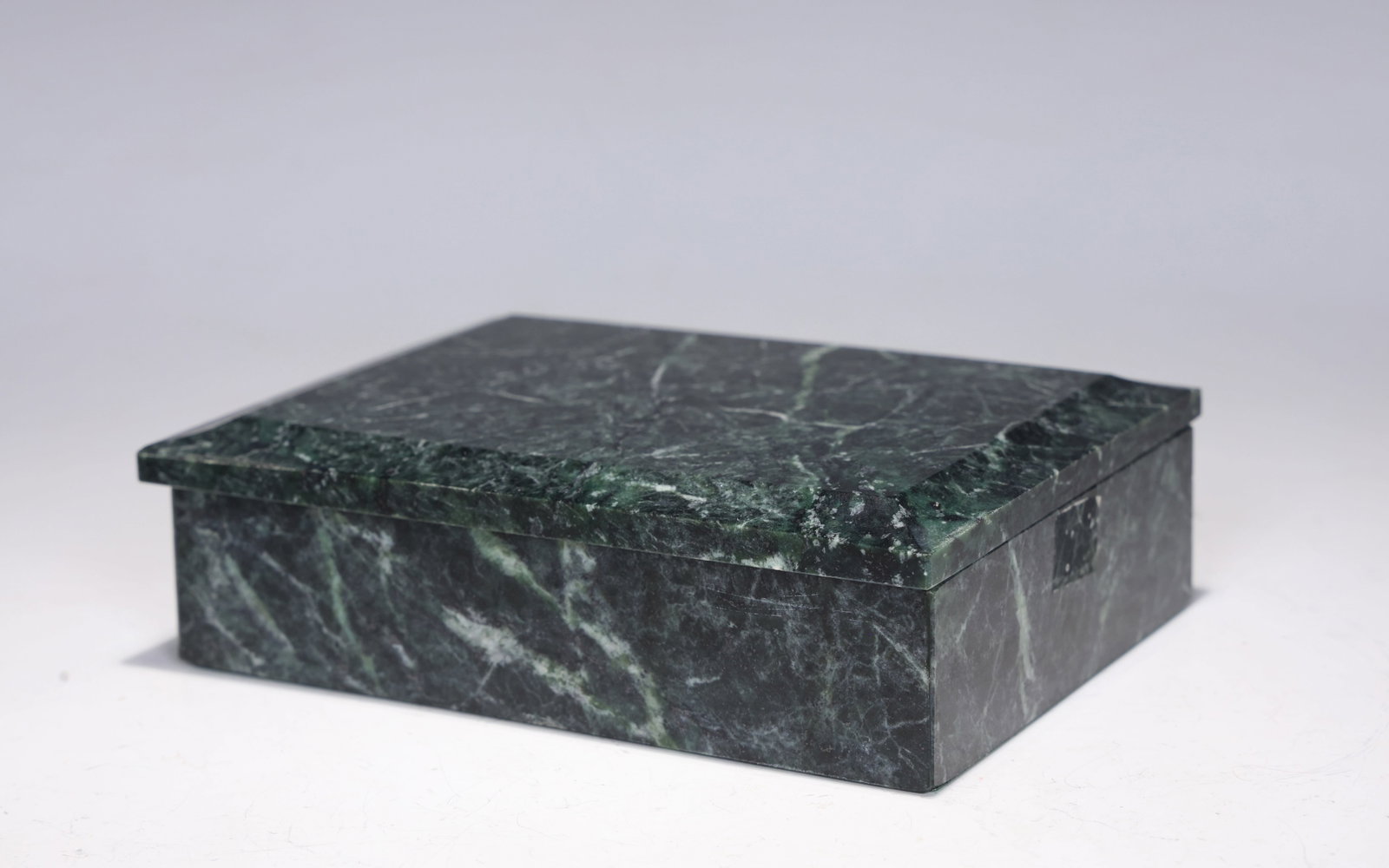 Green Mable Stone Jewelry Box: Green Mable Stone Jewelry Box (11.5 x 4 x 15.5 cm)