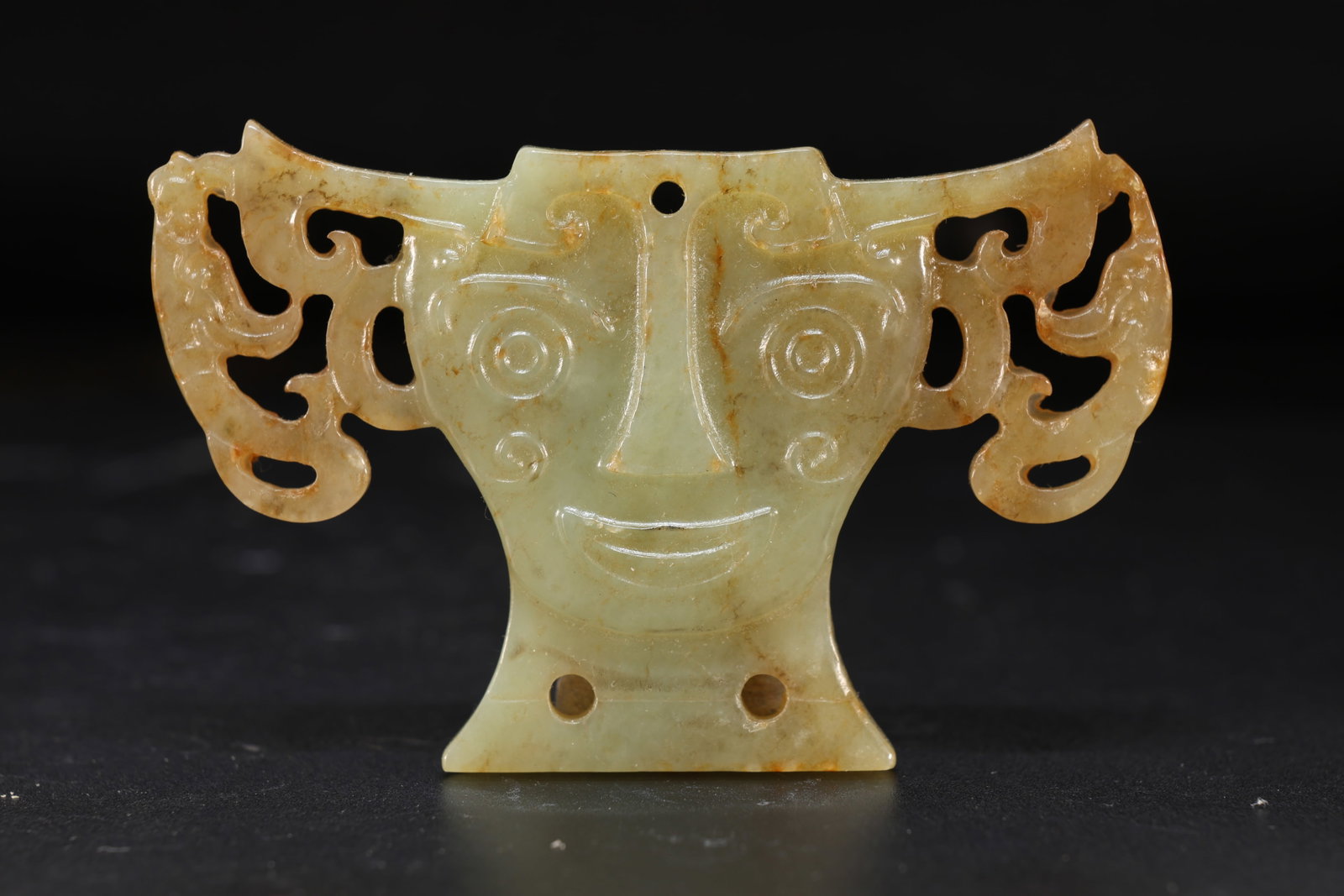 Jade Carved Character Face Pattern Bi: Jade Carved Character Face Pattern Bi (7.5 x 4.8 x 0.5cm)