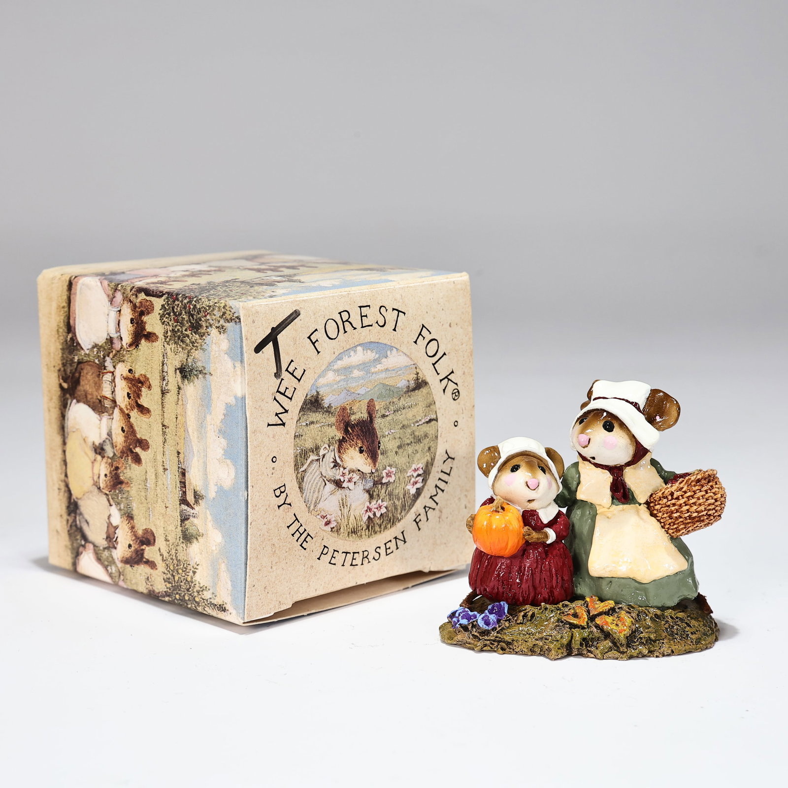 1994 Wee Forest Folk Pilgrim Mother And Child Thanksgiving Harvest Mouse Figurine with Box (1 of 6)