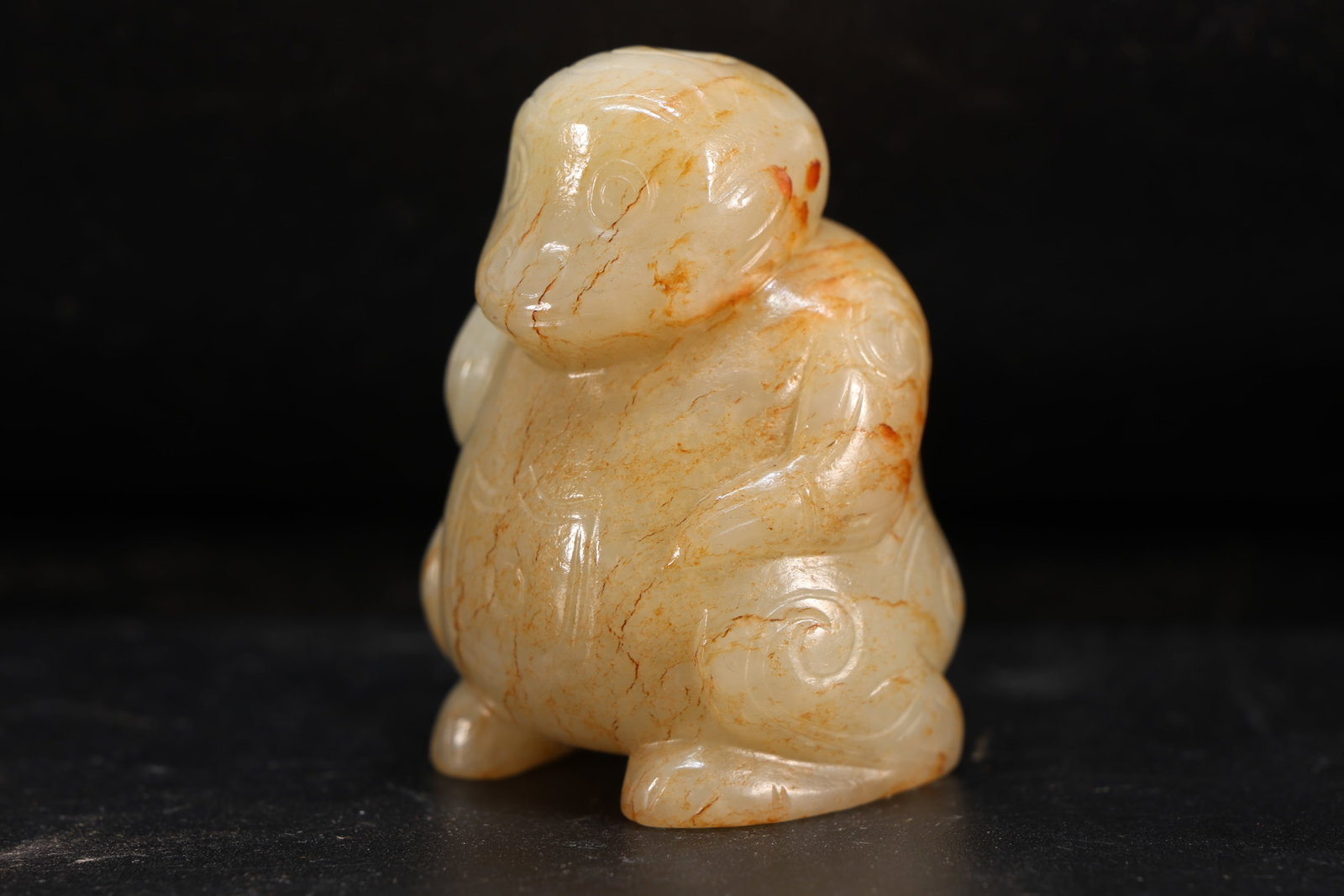 Jade Carved Beast Face Pattern Character Shape Ornament: Jade Carved Beast Face Pattern Character Shape Ornament (5.5 x 4 x 4cm)