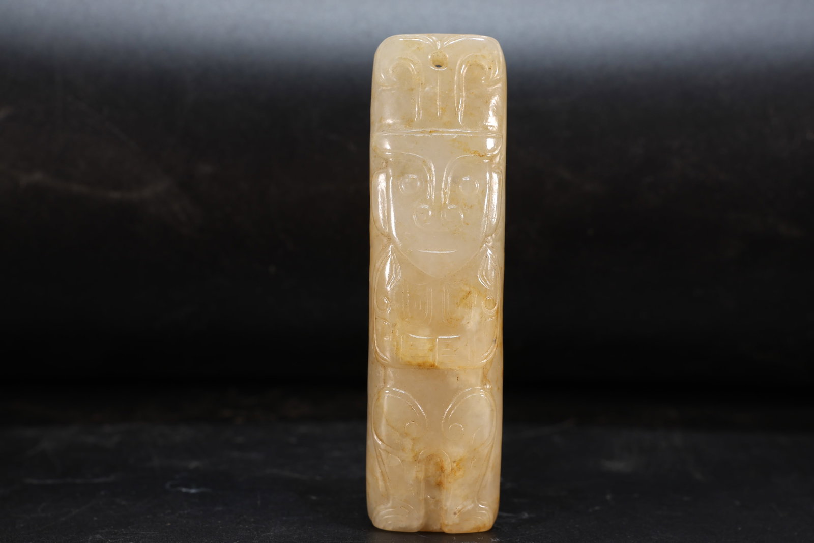 Jade Carved Character Face Pattern Bi: Jade Carved Character Face Pattern Bi (9.5 x 2.5 x 1.3cm)