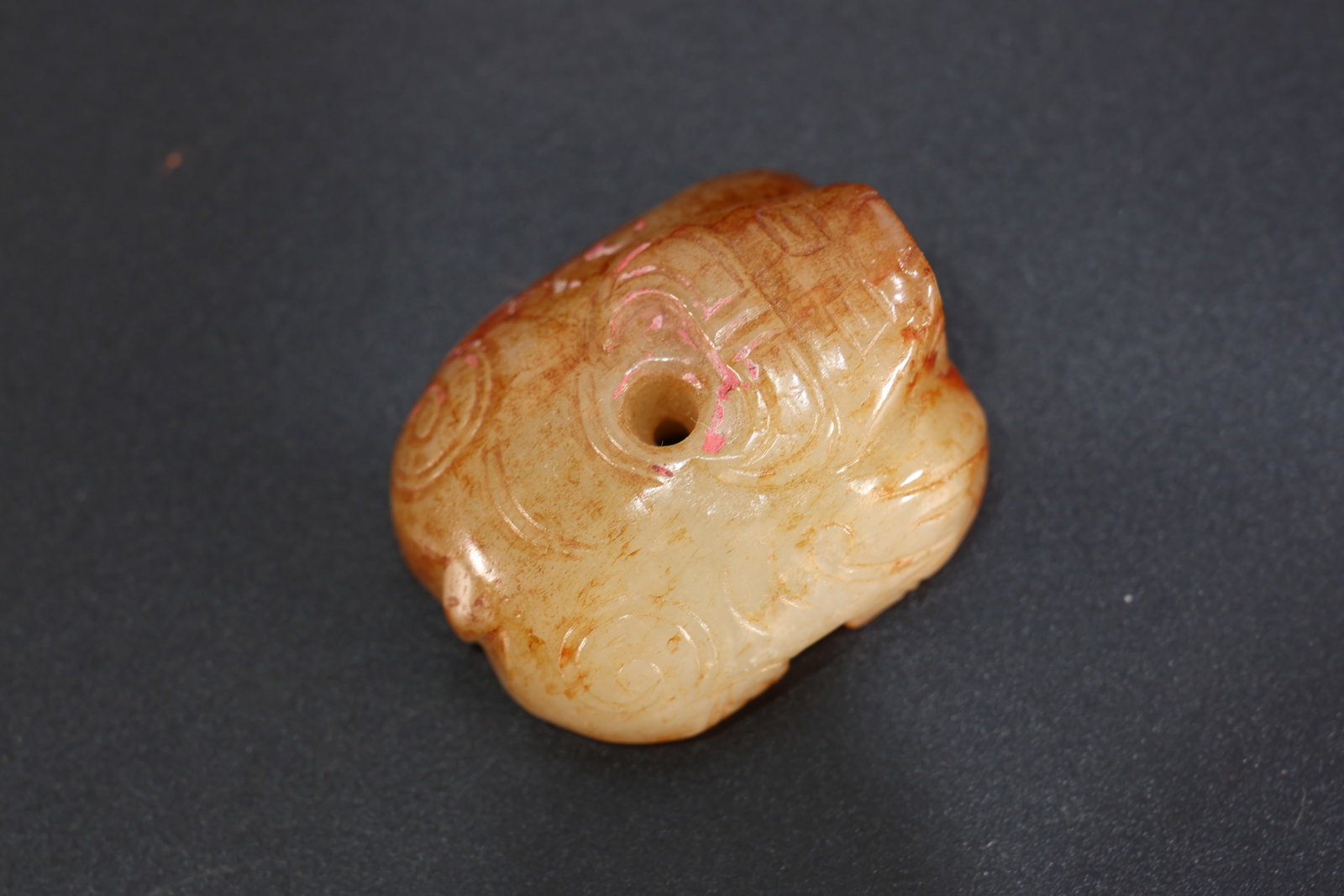 Jade Carved Beast Face Pattern Ox Shape Ornament: Jade Carved Beast Face Pattern Ox Shape Ornament (3.5 x 3 x 2cm)