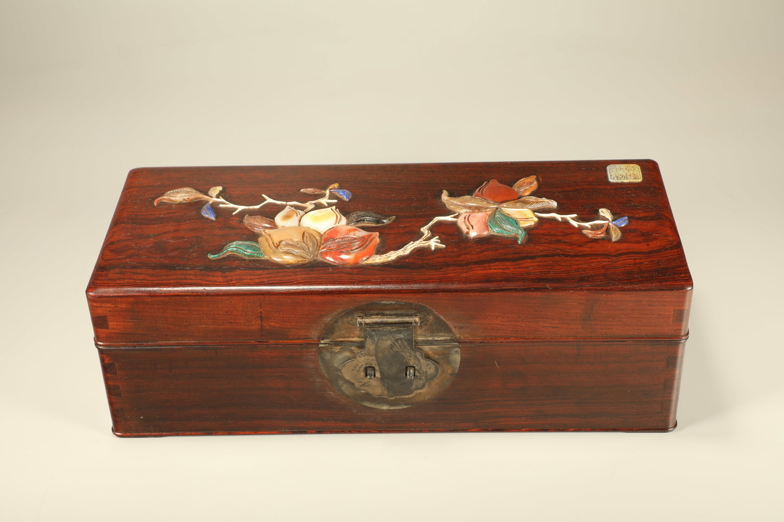Huanghuali Wood Multi GemStone Inlaid Carved Peach Pattern Lid Box: Huanghuali Wood Multi GemStone Inlaid Carved Peach Pattern Lid Box (29 x 12 x 9.5cm)