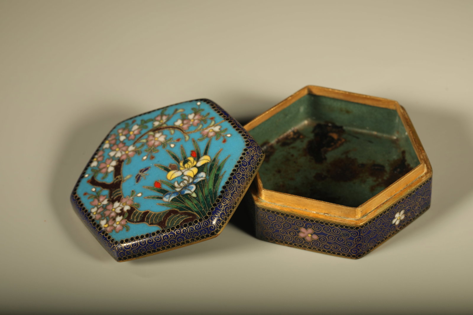 Bronze Cloisonne Carved Orchid and Plum Flower Pattern Lid Box (1 of 6)
