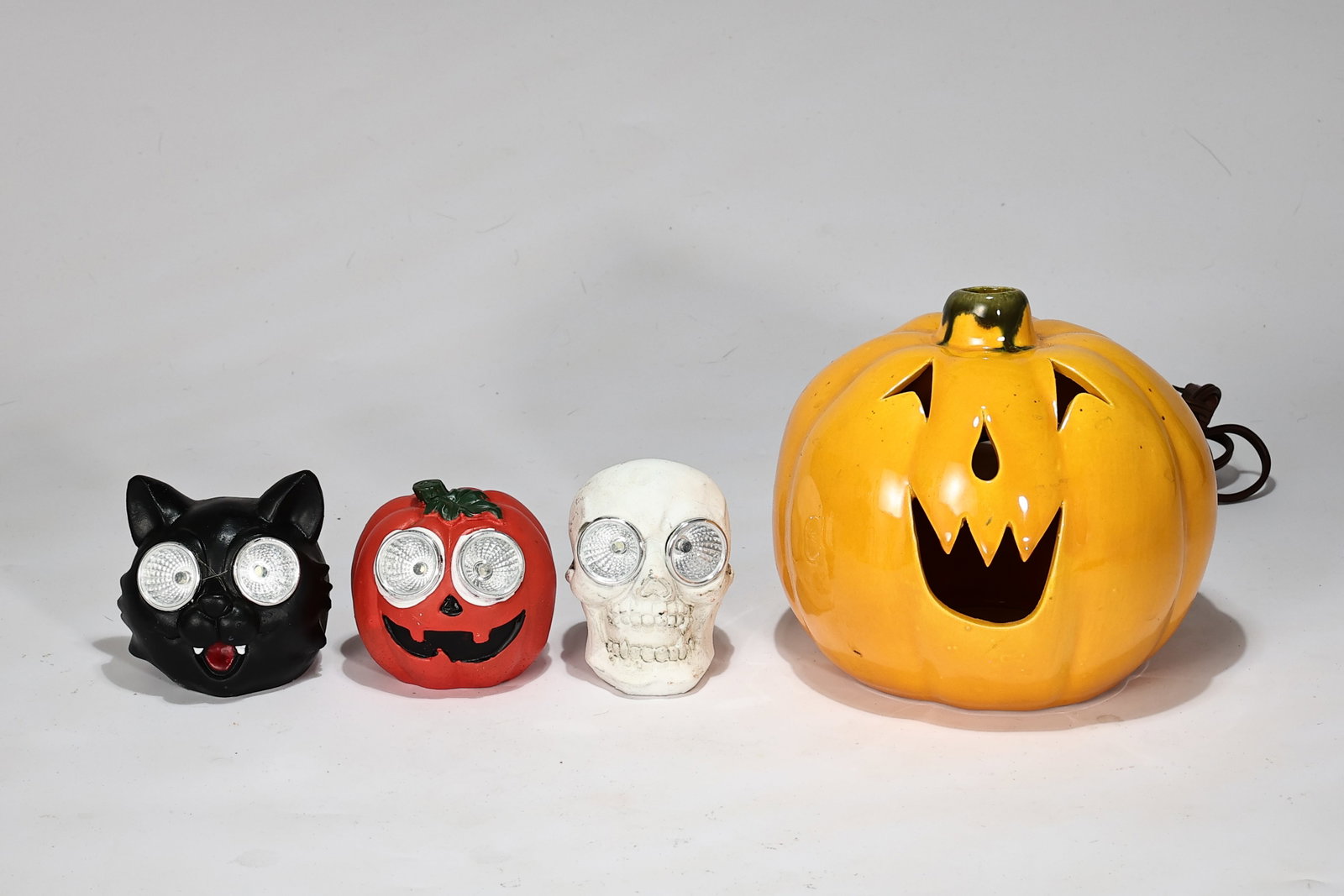 Halloween Lighting-up Decorations, Pumpkin, Skull & Black Cat (1 of 6)