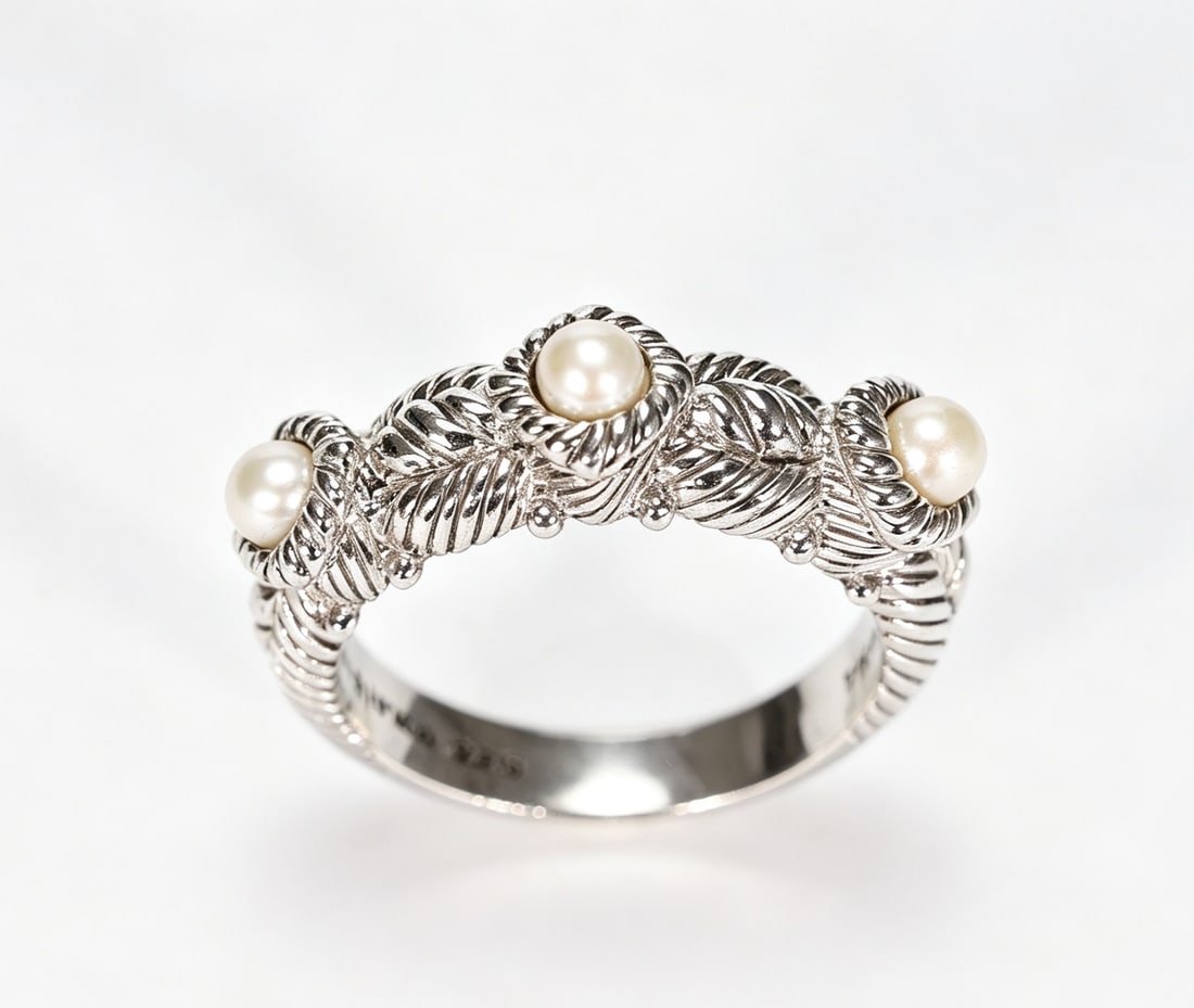 Judith Ripka Pearl Sterling Silver 925 Ring Size 6.5: Judith Ripka Pearl Sterling Silver 925 Ring Size 6.5 (Ring Size: 6.5, Total weight 6.3 grams)