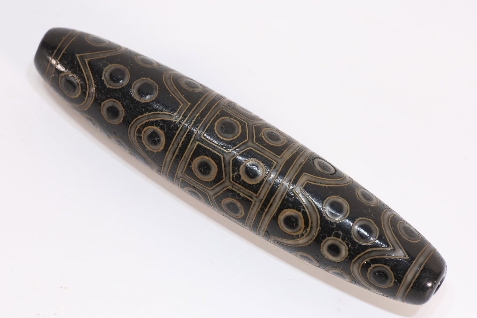 Dzi Bead Inlaid Gilt Bronze Ornament: Dzi Bead Inlaid Gilt Bronze Ornament (10 x 2.3cm)