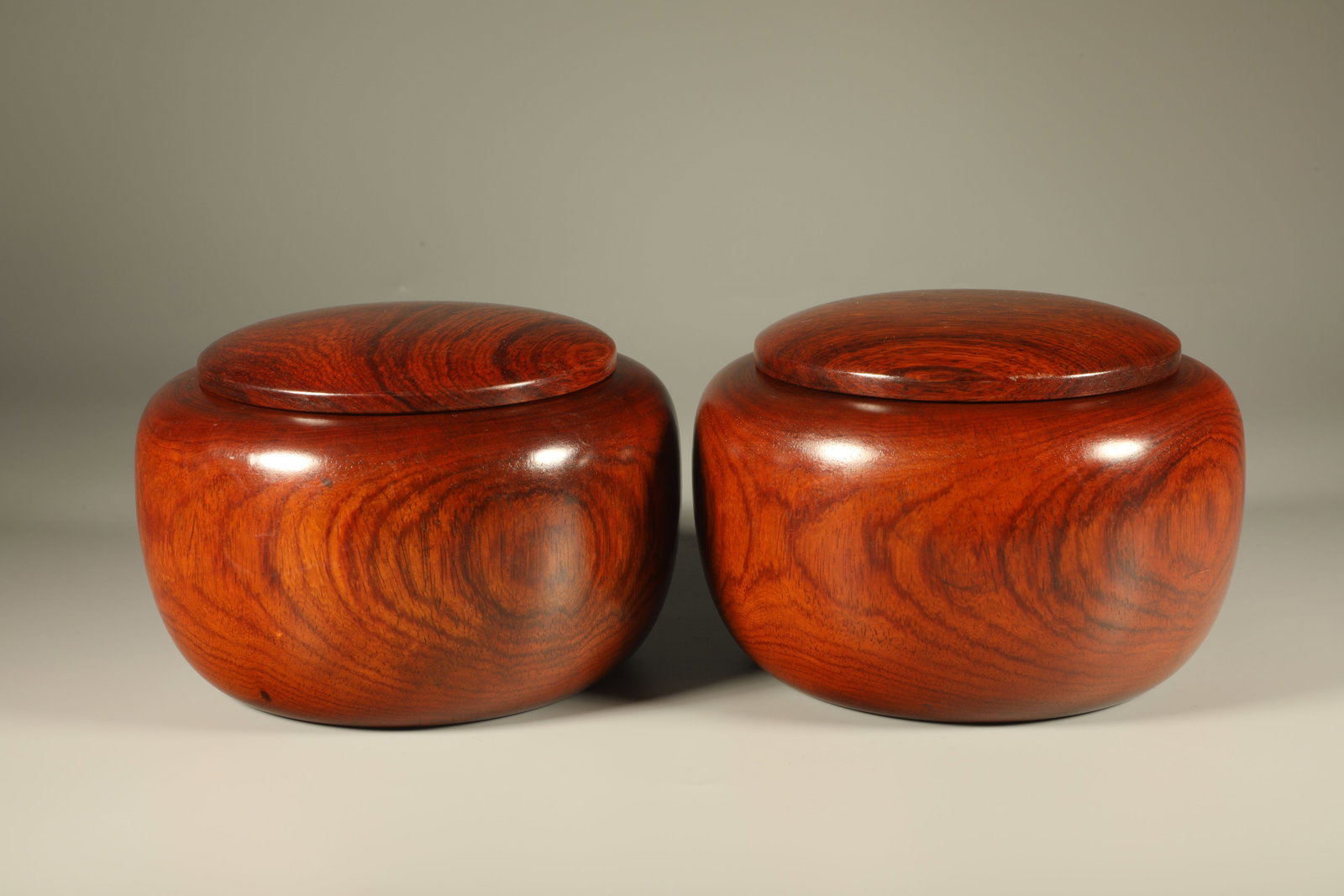Pair of Huanghuali Wood Lid Pot: Pair of Huanghuali Wood Lid Pot (9.5 x 14.5cm)