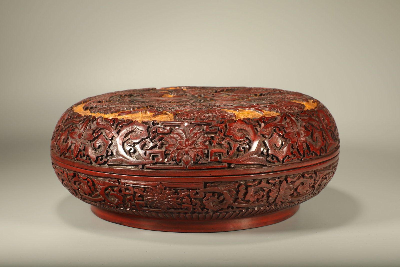 Lacquerware Red Carved Dragon Pattern Lid Box - 4