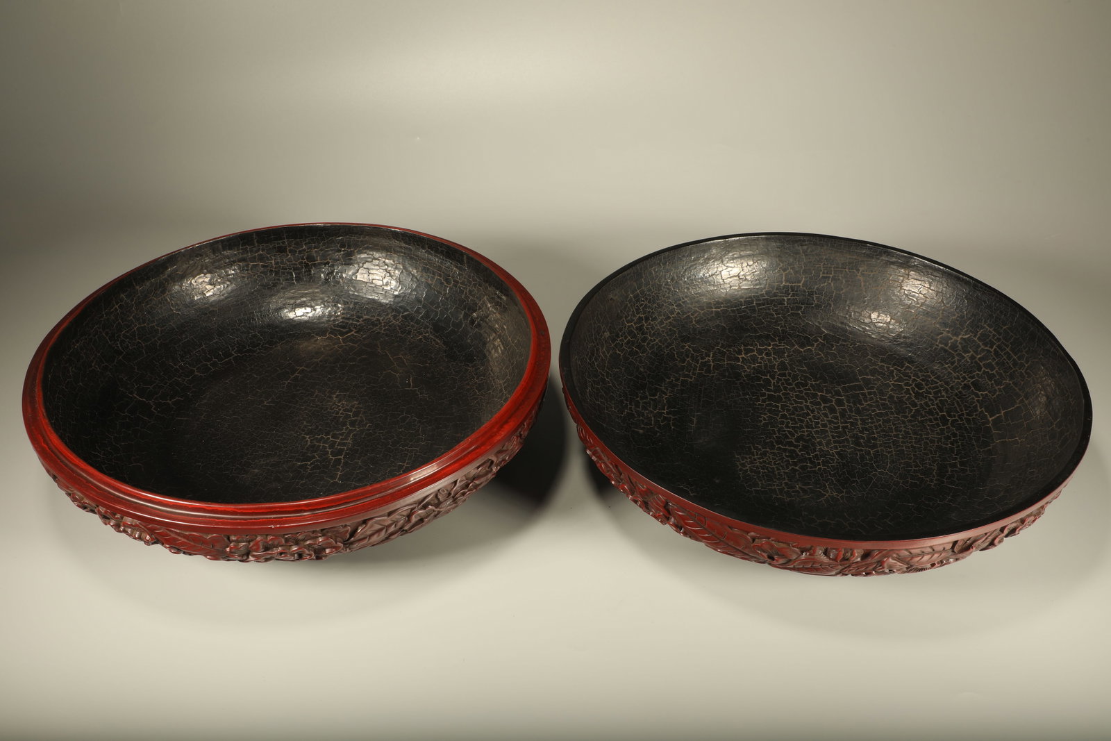 Lacquerware Red Carved Flower Pattern Lid Box - 5