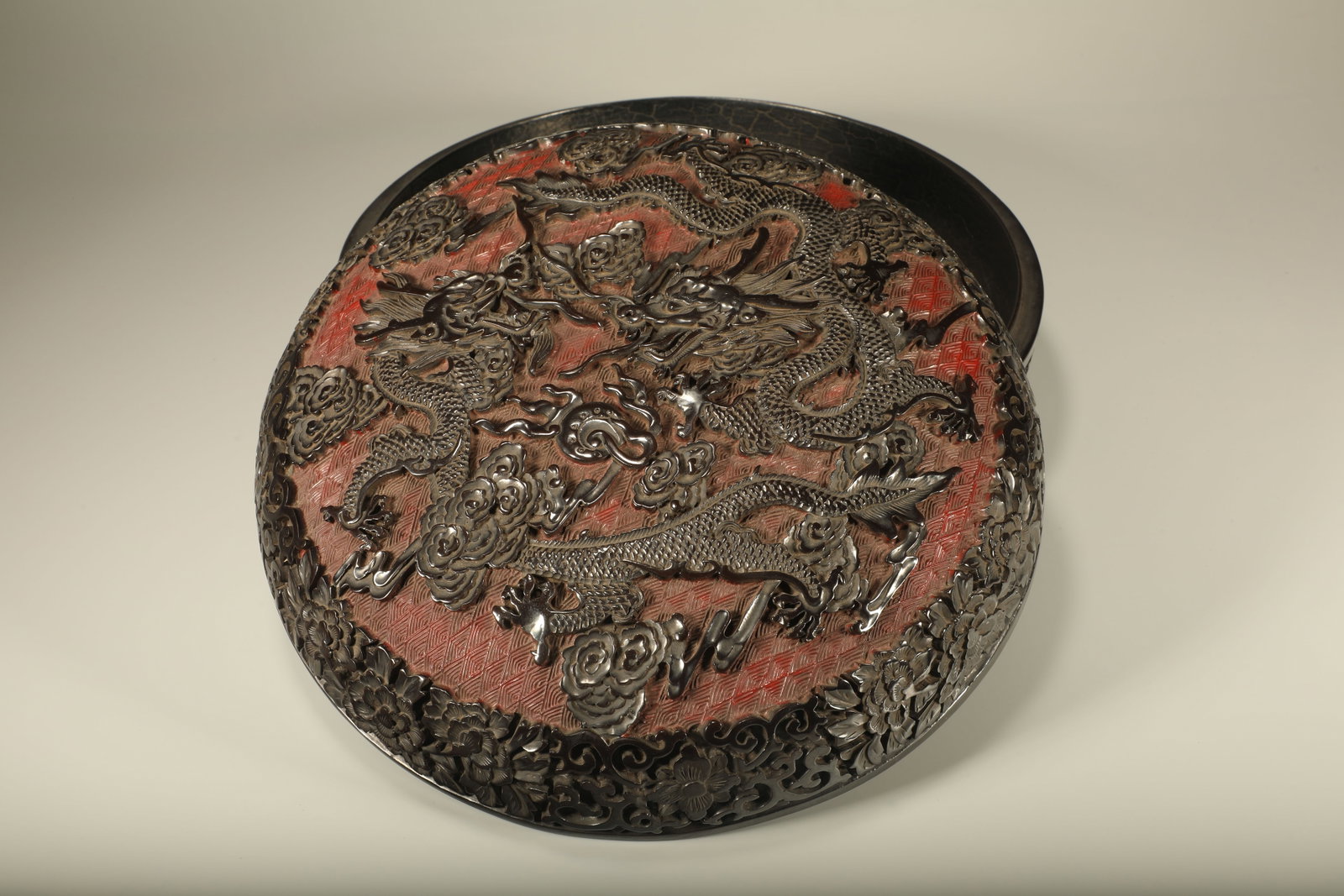 Lacquerware Carved Flower and Dragon Pattern Lid Box (1 of 6)