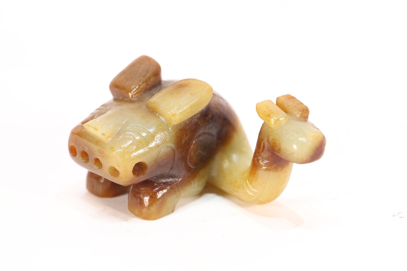Jade Carved Beast Face Pattern Beast Shape Ornament: Jade Carved Beast Face Pattern Beast Shape Ornament (6 x 4.5 x 3.2cm)