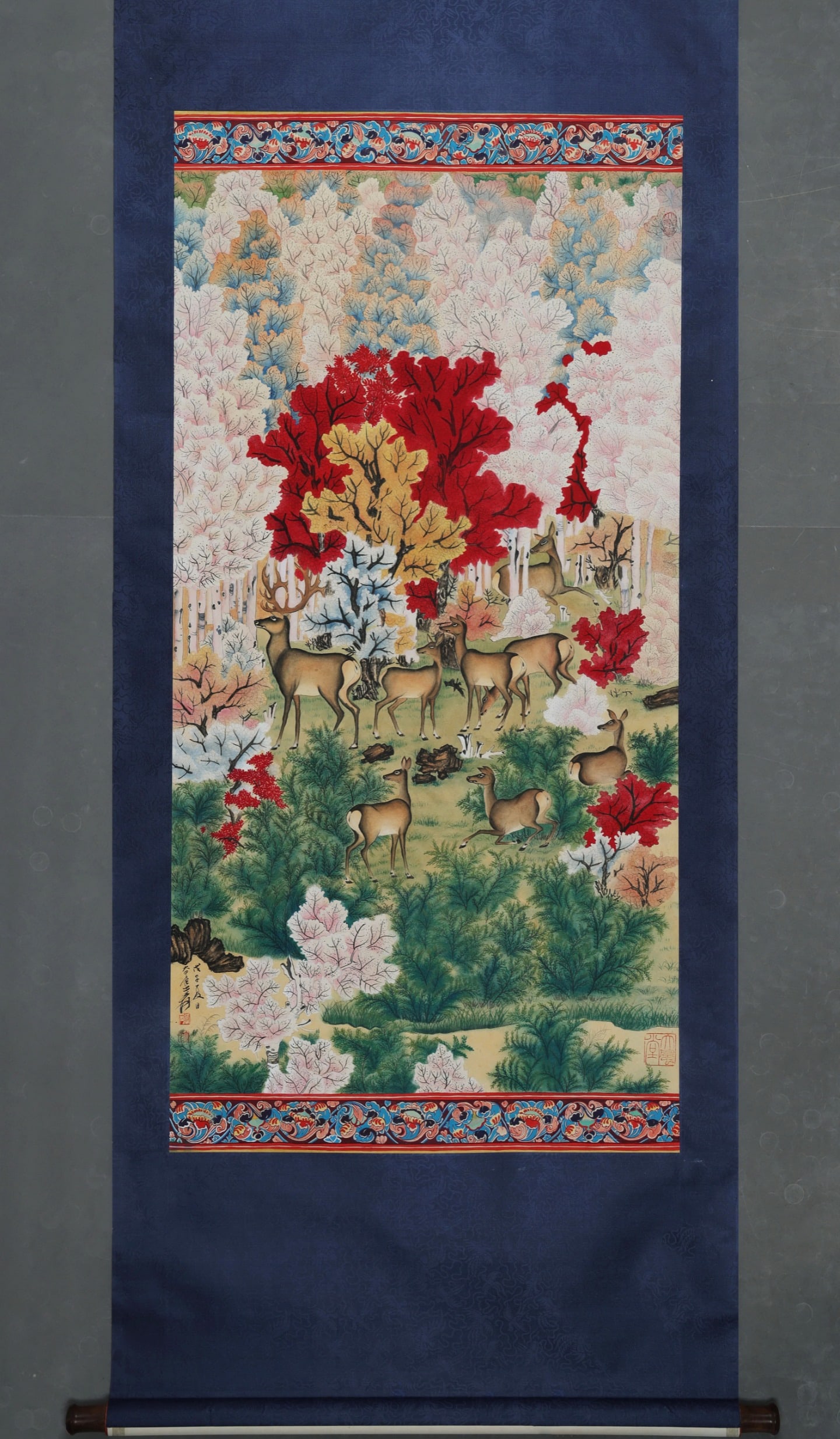 Chinese Drawing Deer and Flower Painting,Zhang Daqian Mark: Chinese Drawing Deer and Flower Painting,Zhang Daqian Mark (131 x 65cm)