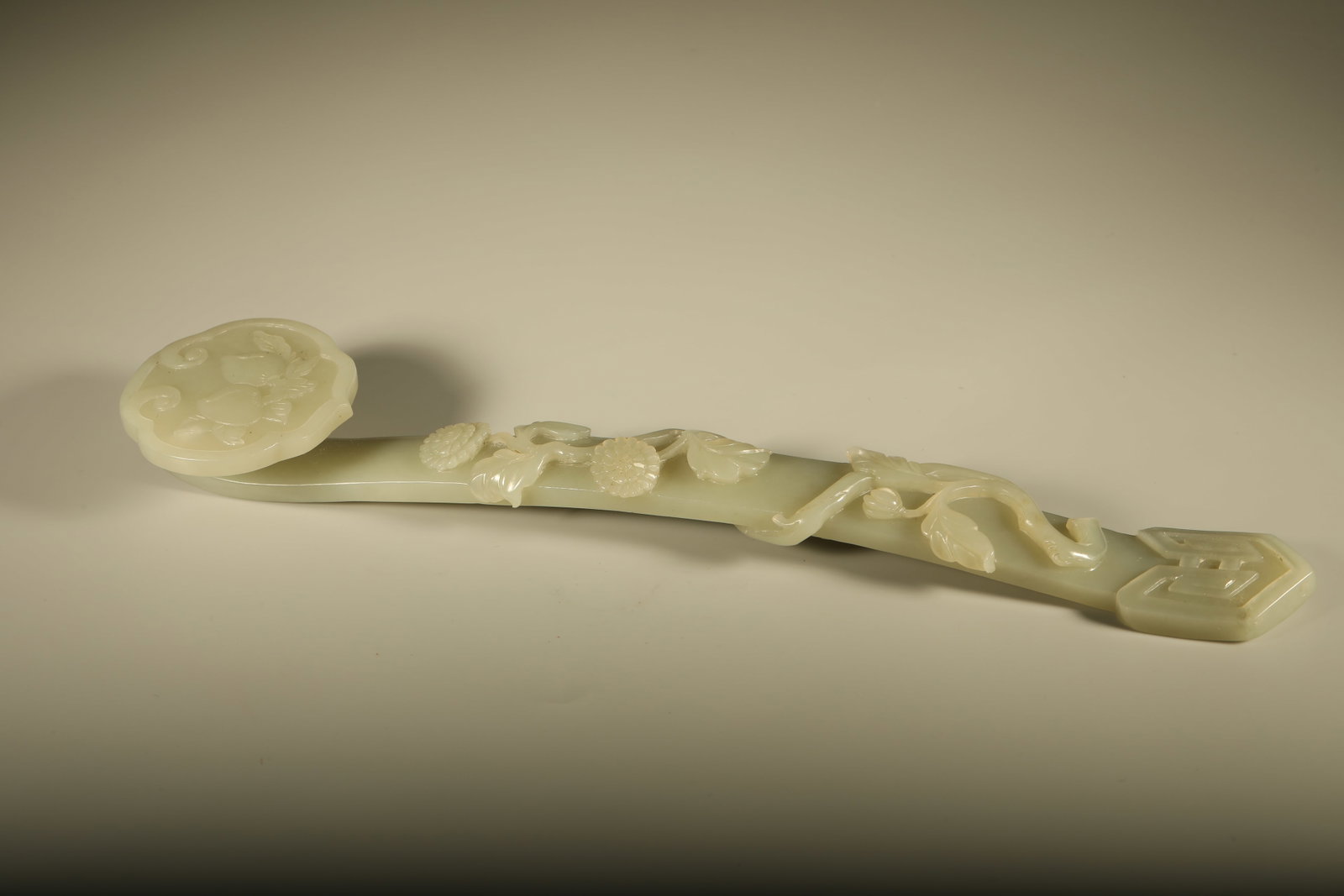 Jade Carved Peach and Flower Pattern RuYi Ornament: Jade Carved Peach and Flower Pattern RuYi Ornament (25 x 5.5cm)