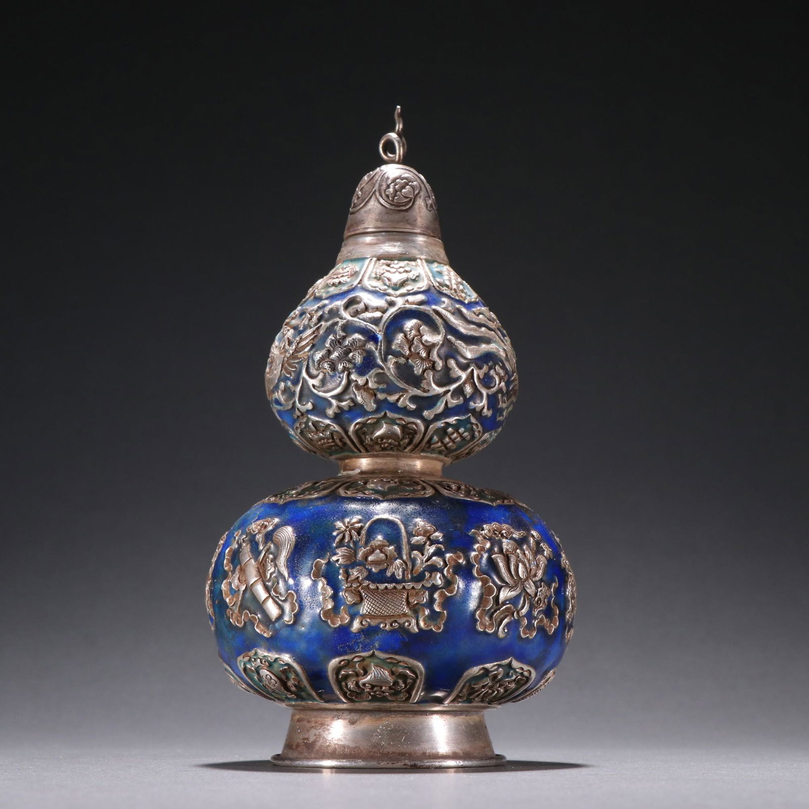 Chinese Qing Dynasty antiques - gilt bronze statues: Chinese Qing Dynasty antiques - gilt bronze statues