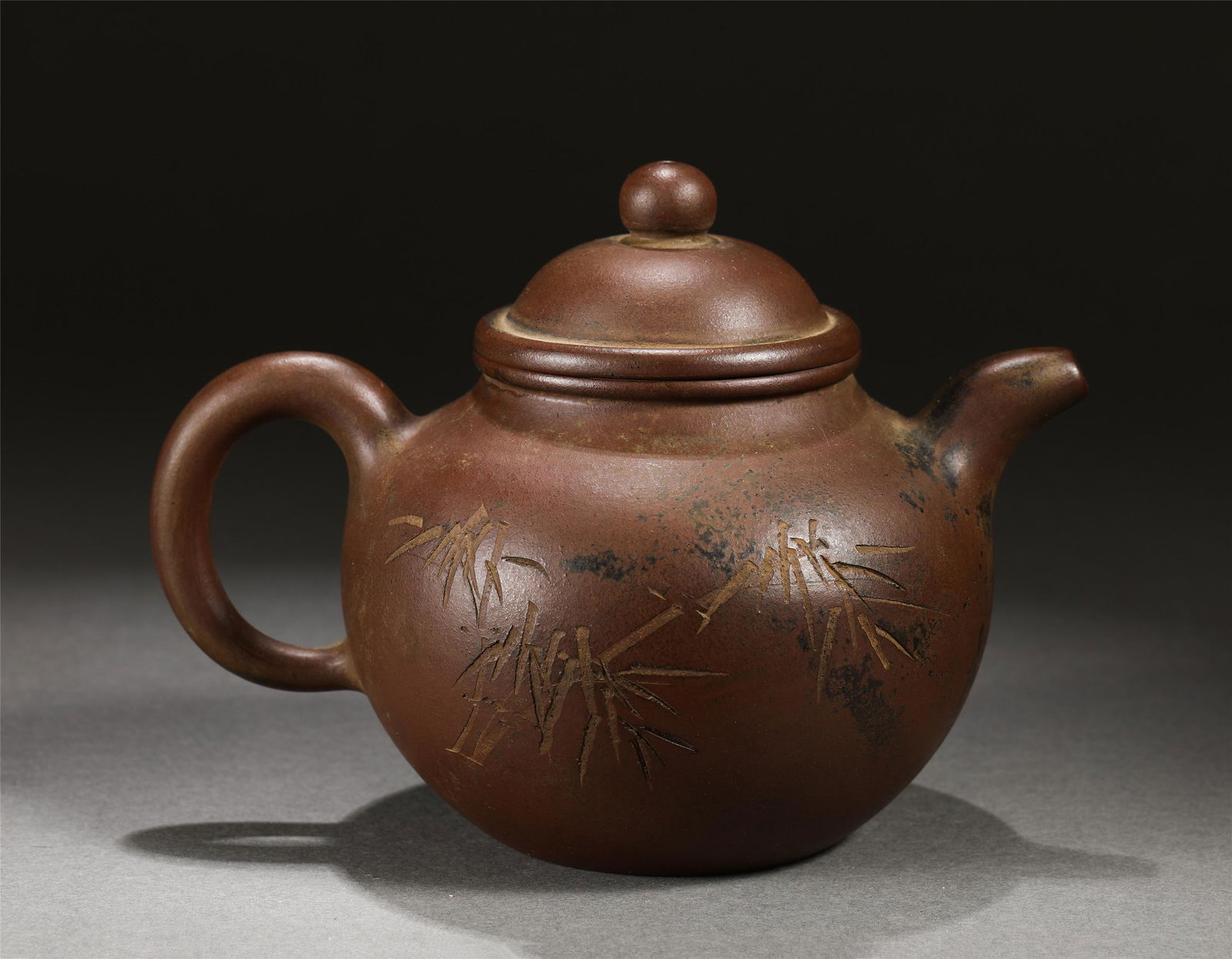 A CHINESE YIXING CLAY TEA POT WITH BAMBOO & (1 of 7)