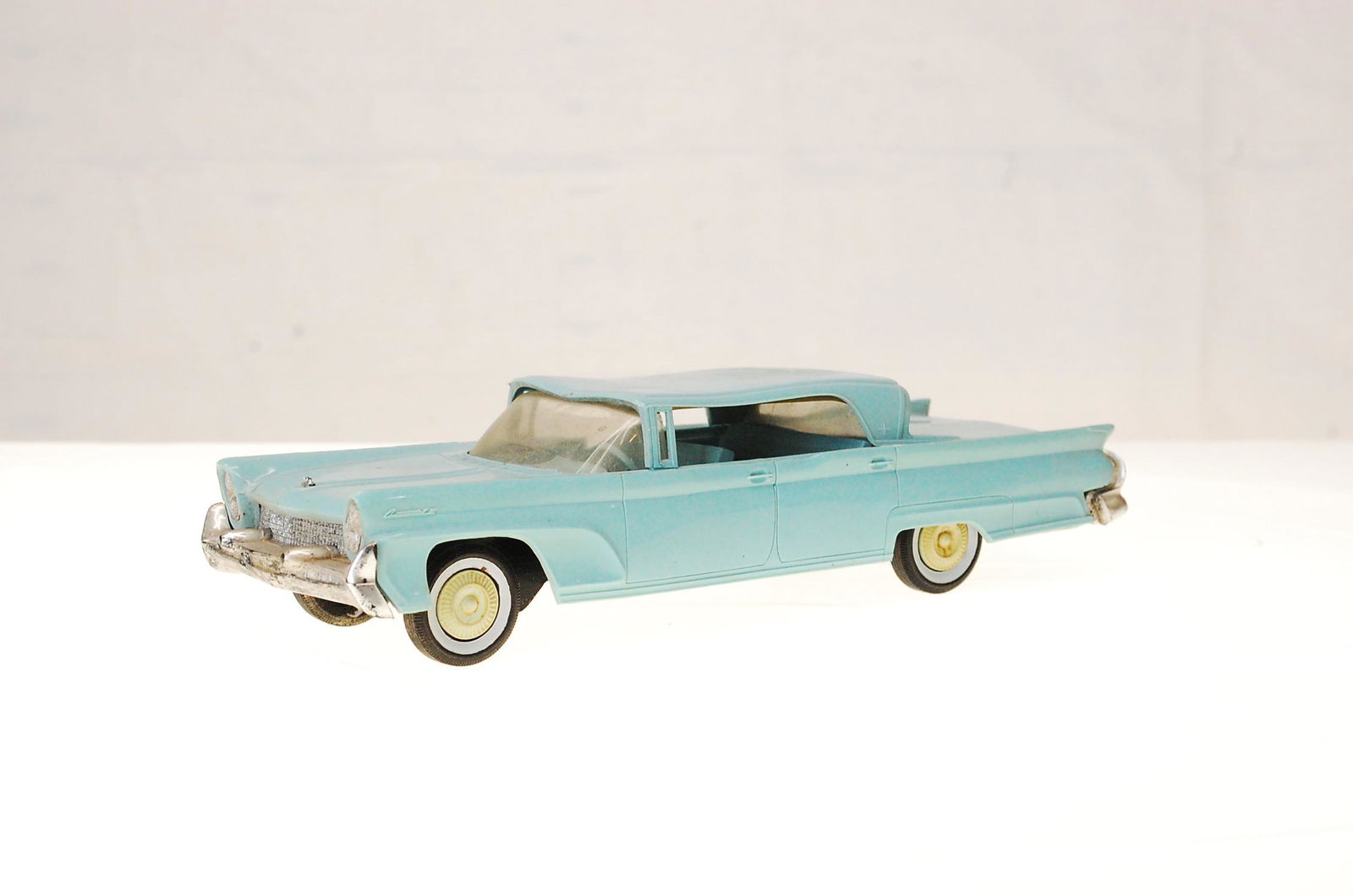 VINTAGE 1958 LINCOLN CONTINENTAL HARD TOP Promo (1 of 5)