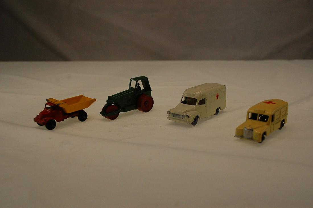 LESNEY LOMAS AMBULANCE NO 14,STEAM ROLLER,DAIMLER NO 14 (1 of 5)