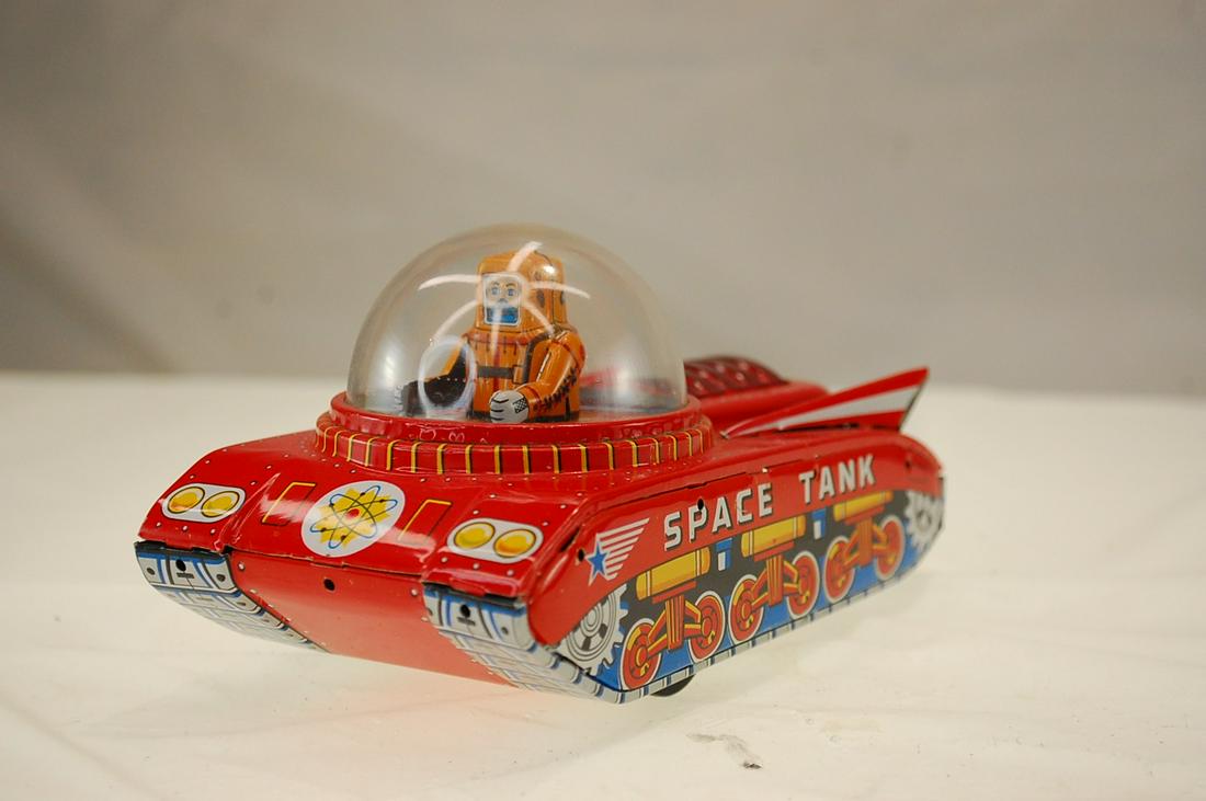 VINTAGE X-7 SPACE TANK, FRICTION, JAPAN KO,SPACE AGE (1 of 4)