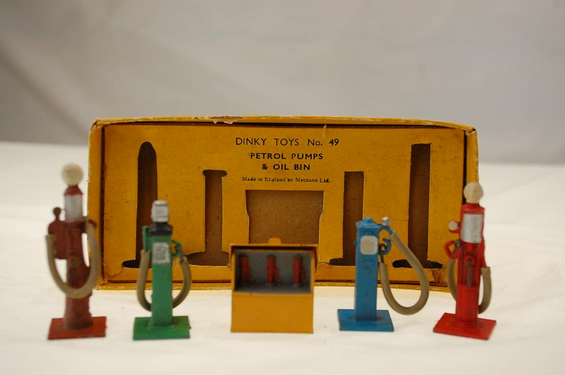 DINKY PETROL PUMPS (1 of 4)