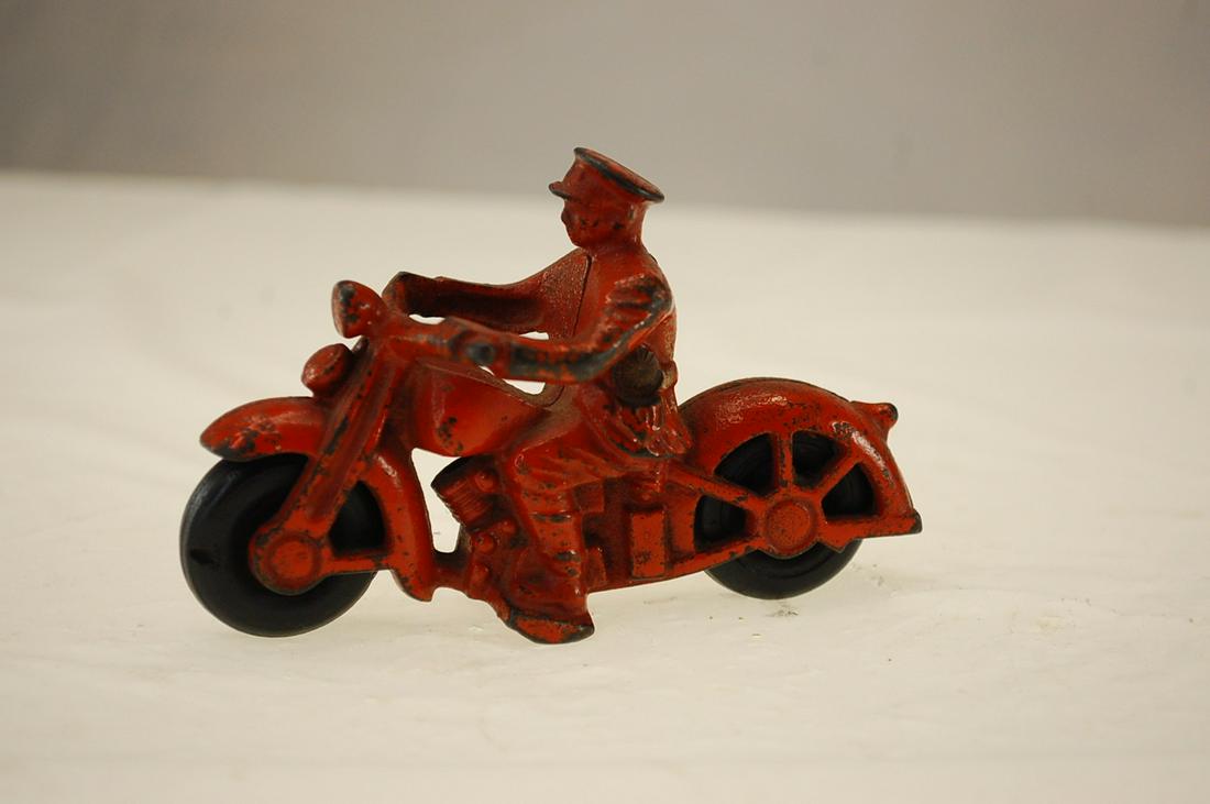 HUBLEY HARLEY DAVIDSON 'MADE IN USA' POLICE BIKE 1935 (1 of 7)