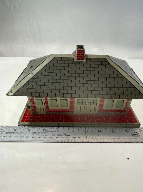 Marx Vintage  Whistling Train Station Girard (1 of 7)