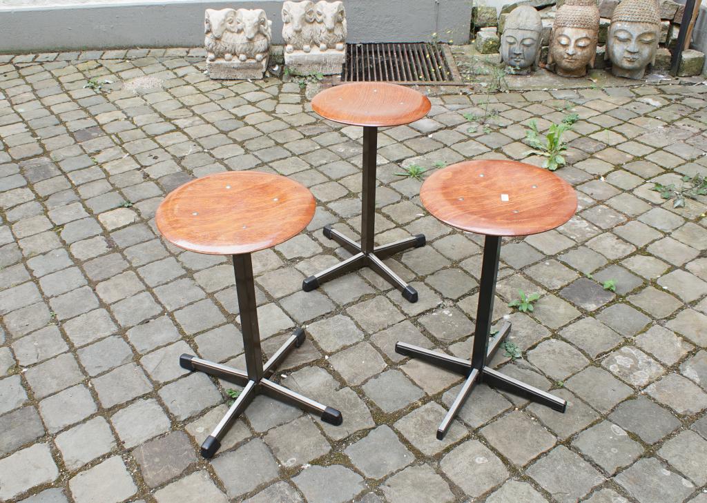 Three wooden and metal stools, Marko, 1 stool with minimal chips, h. 49 cm (3x): Three wooden and metal stools, Marko, 1 stool with minimal chips, h. 49 cm (3x)