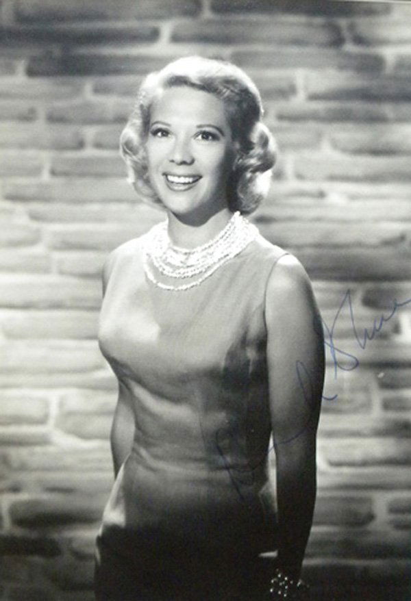 Dinah Shore signed photograph, 1950's, 8 x 10: Dinah Shore signed photograph, 1950's, 8 x 10, Facts: Dinah Shore (1916– 1994) American singer, actress, and television personality. She was at the top of her popularity in the 1940’s and 1950’s
