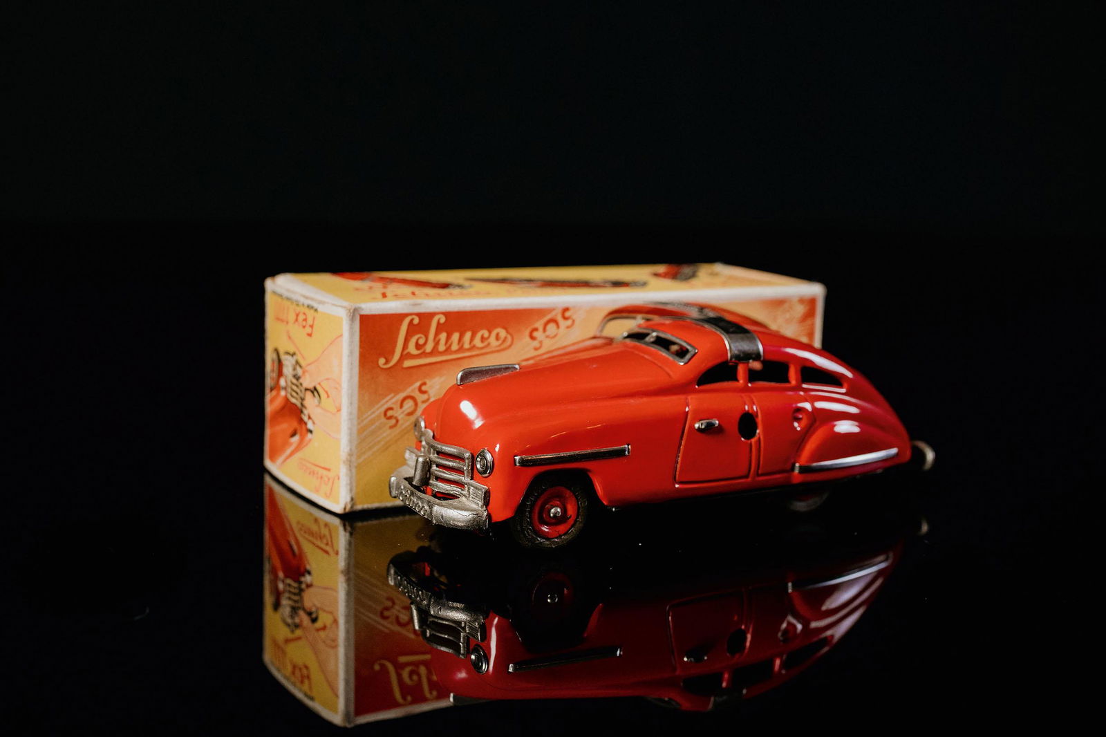 Schuco Fex 1111 Auto (1 of 7)