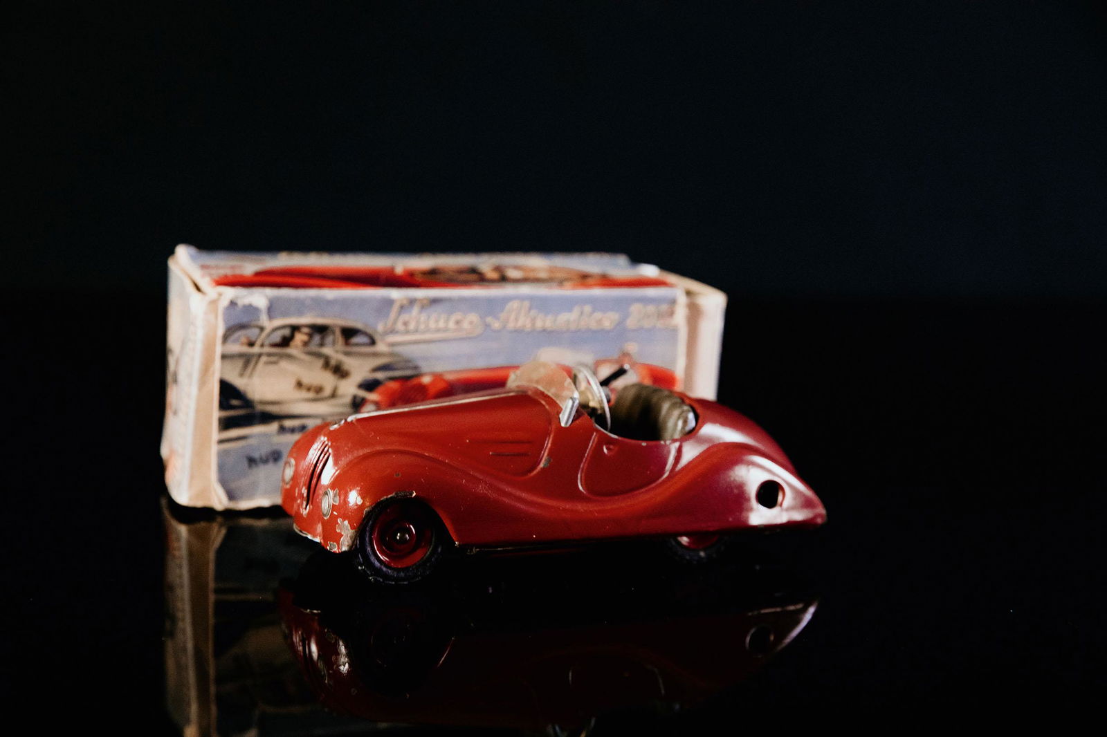 Schuco Akustico 2002 Auto (1 of 7)