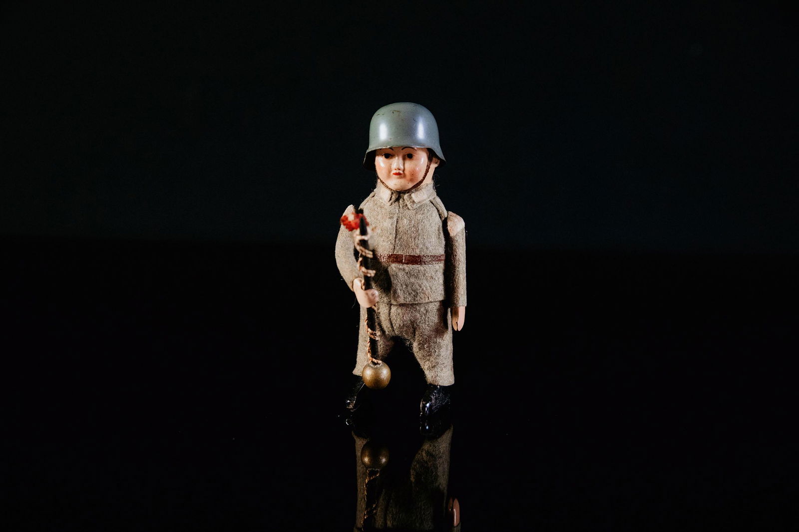 Schuco Tanzfigur Tambour Major (1 of 4)